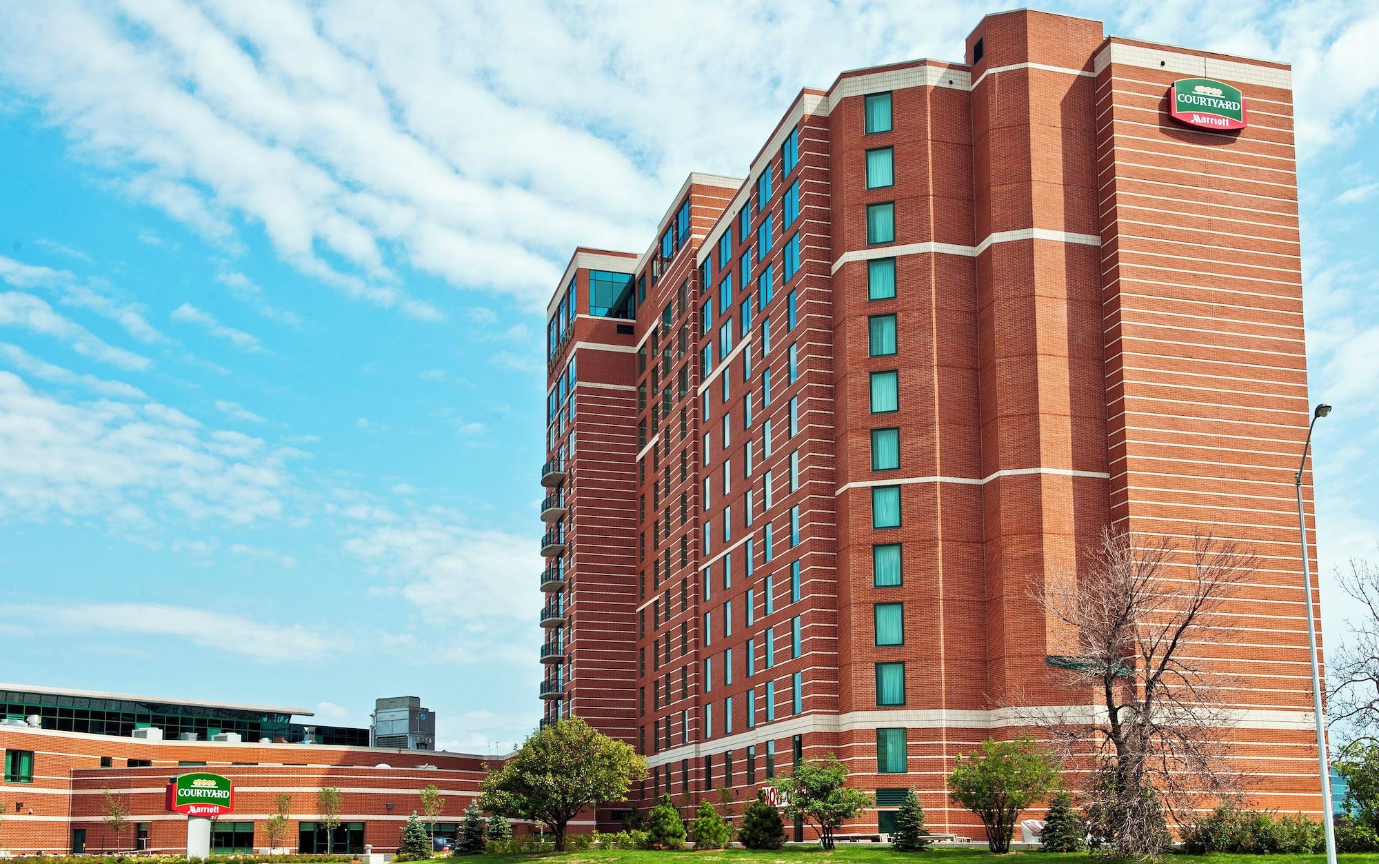 Vista Exterior Courtyard by Marriott Ottawa East