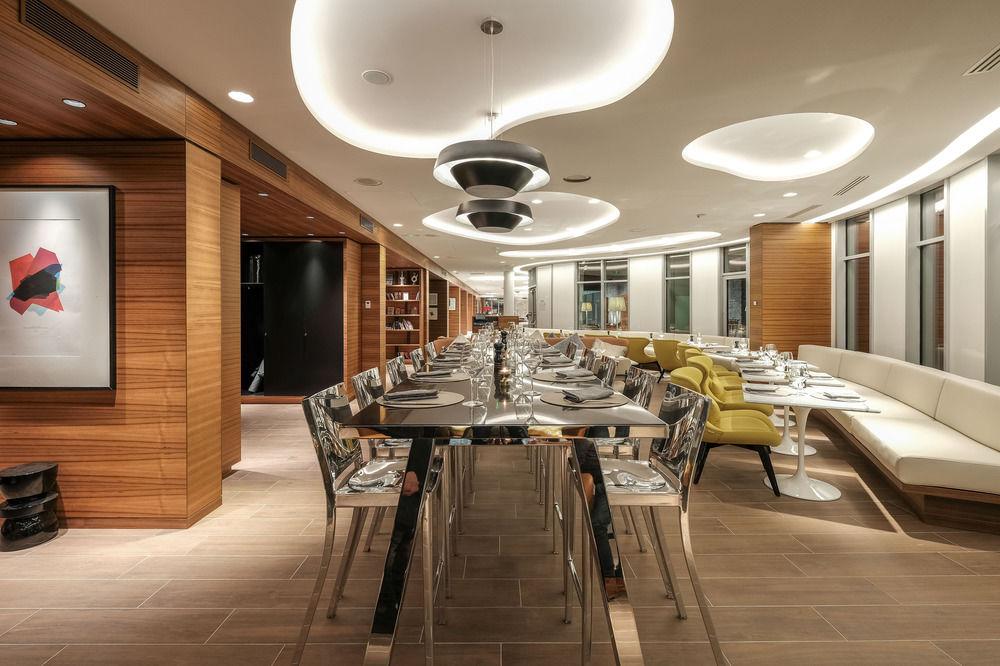 Hotel Renaissance Paris Republique Hotel