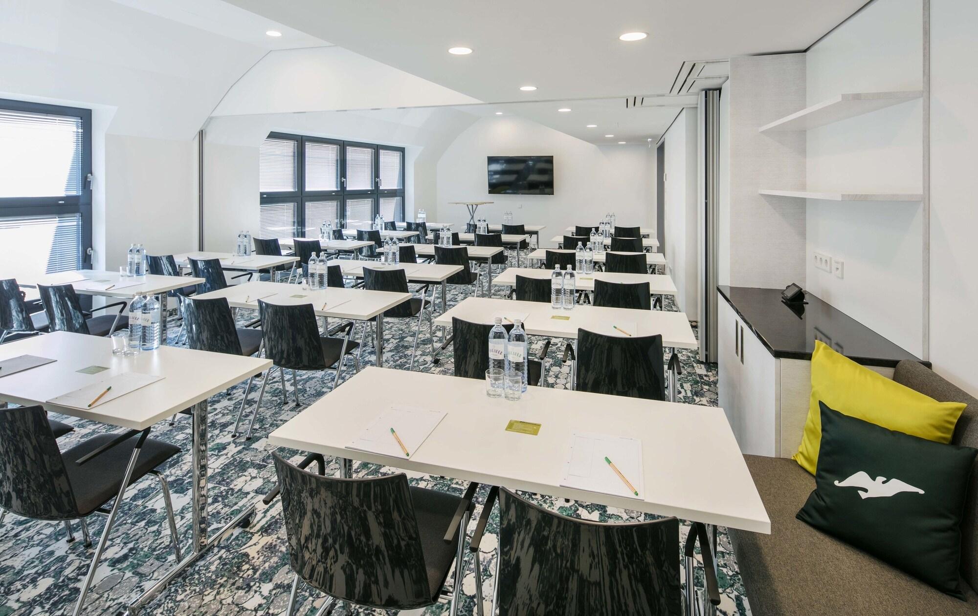 Sala de Reuniones ARCOTEL Donauzentrum