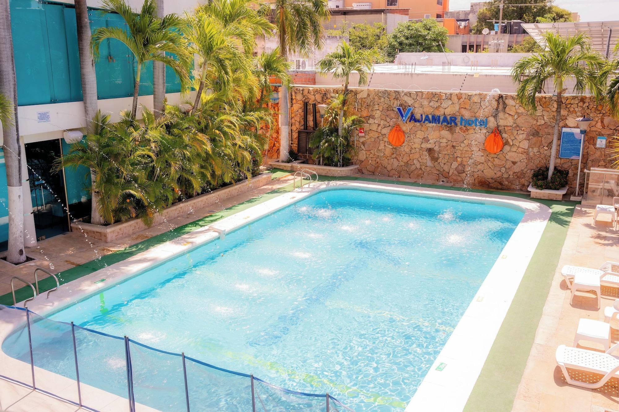 Vista Piscina GIO Hotel Vajamar Valledupar