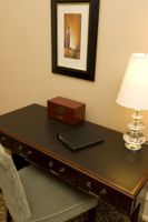 Alojamiento - The Pfister Hotel King Salon Suite