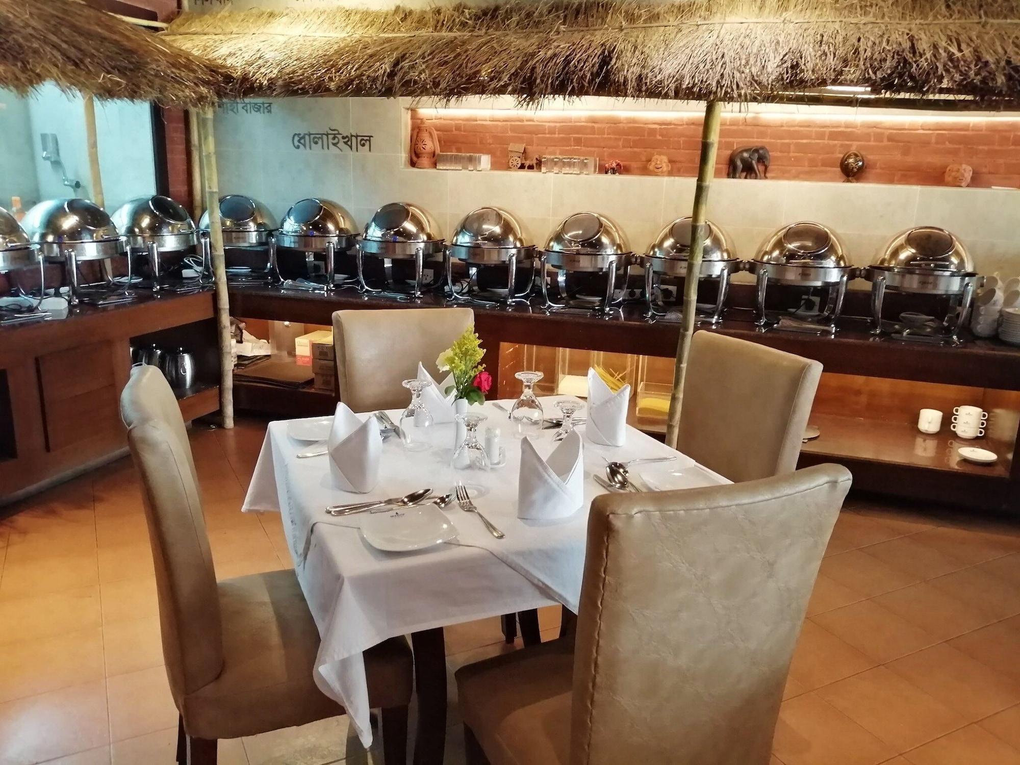 Restaurant Sky City Hotel Dhaka