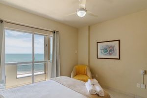 Arriendo temporal - 3BR Beachfront apt w/ sea View Cet802