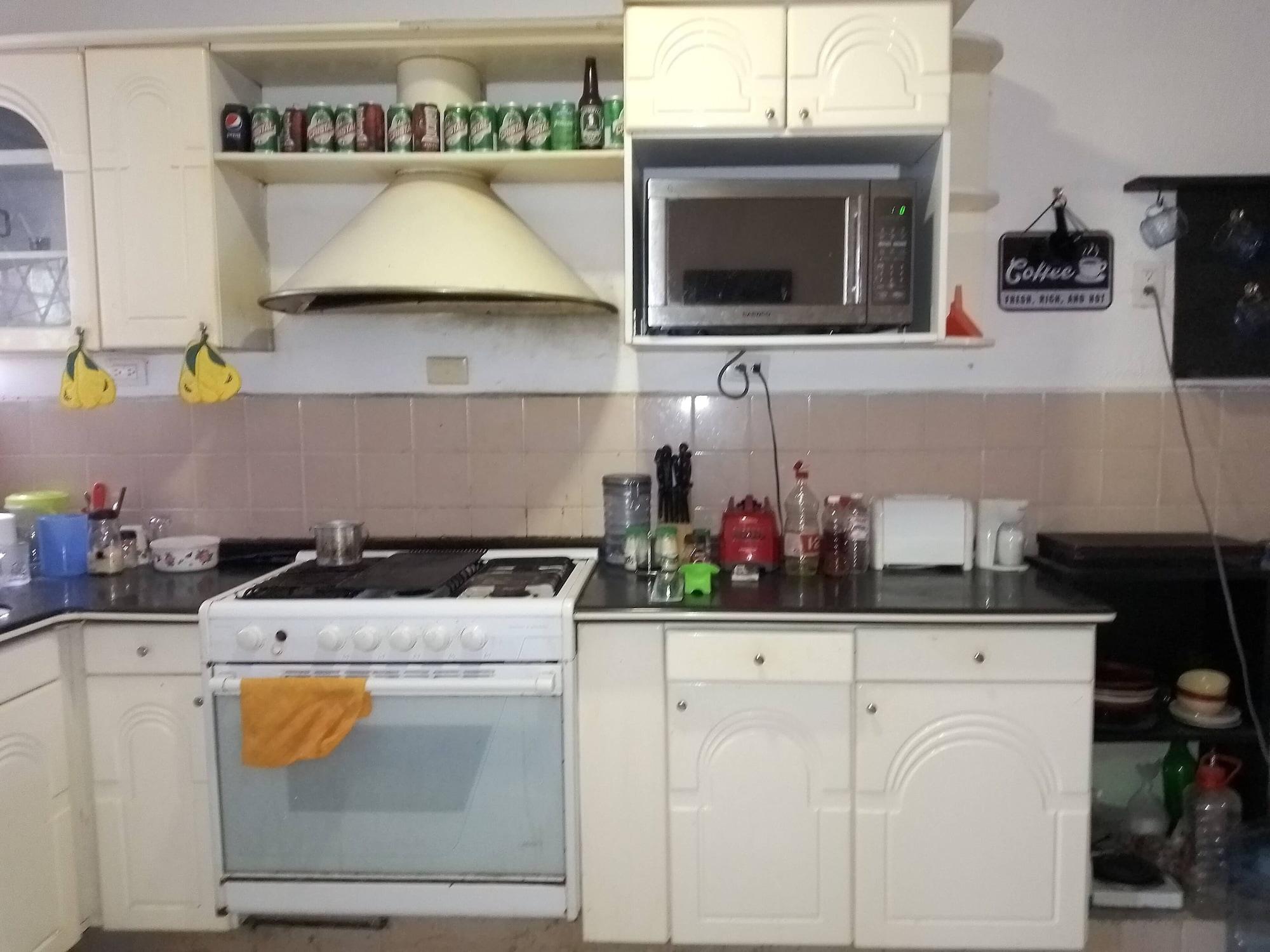 Equipamiento de Habitación wakaax k'aa'x