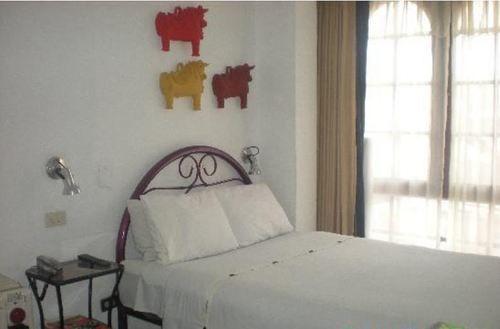 Variados (as) Pukara Hostal