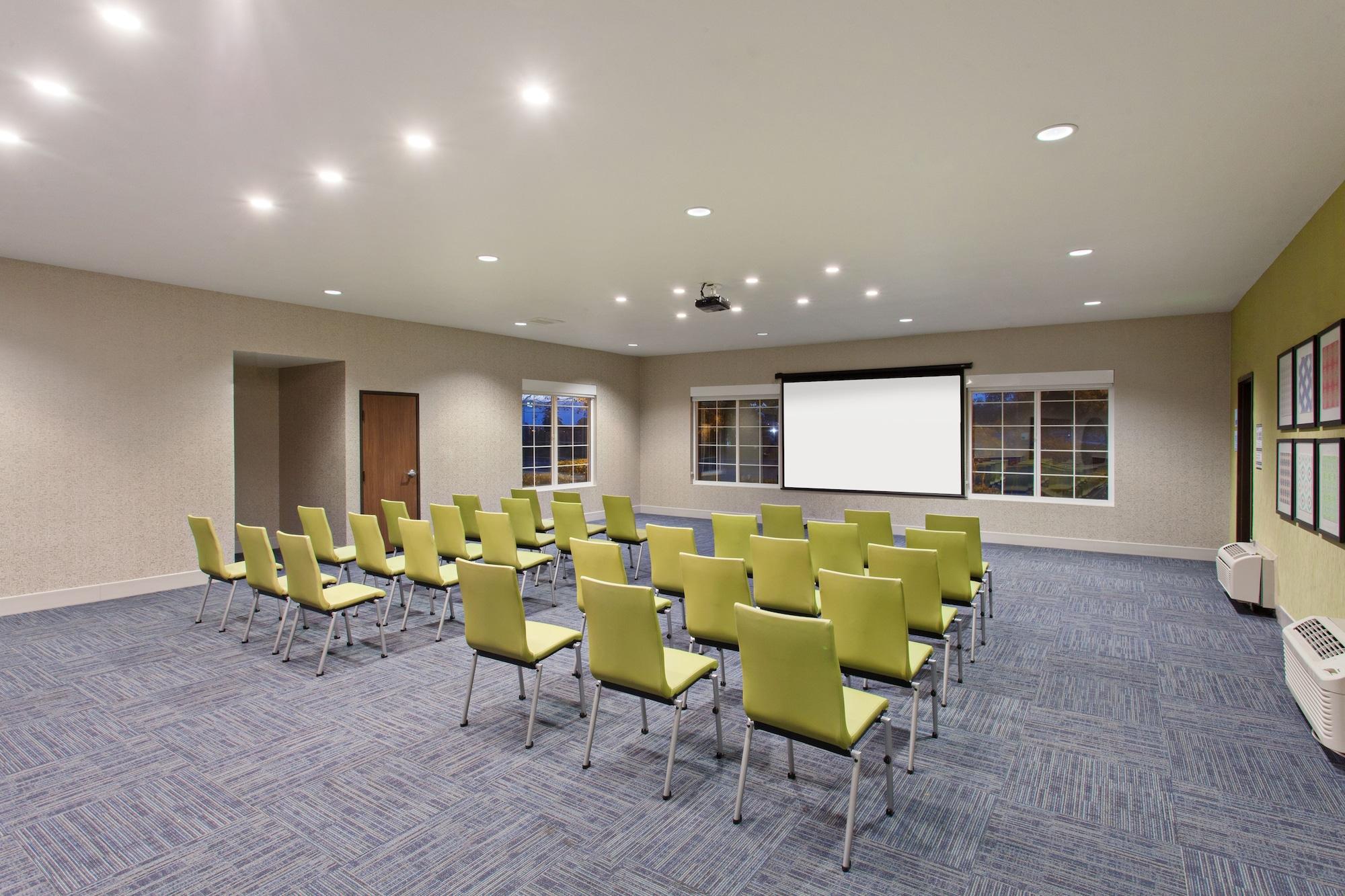 Sala de Reuniones Holiday Inn Express Hotel & Suites Oakland-Airport by IHG