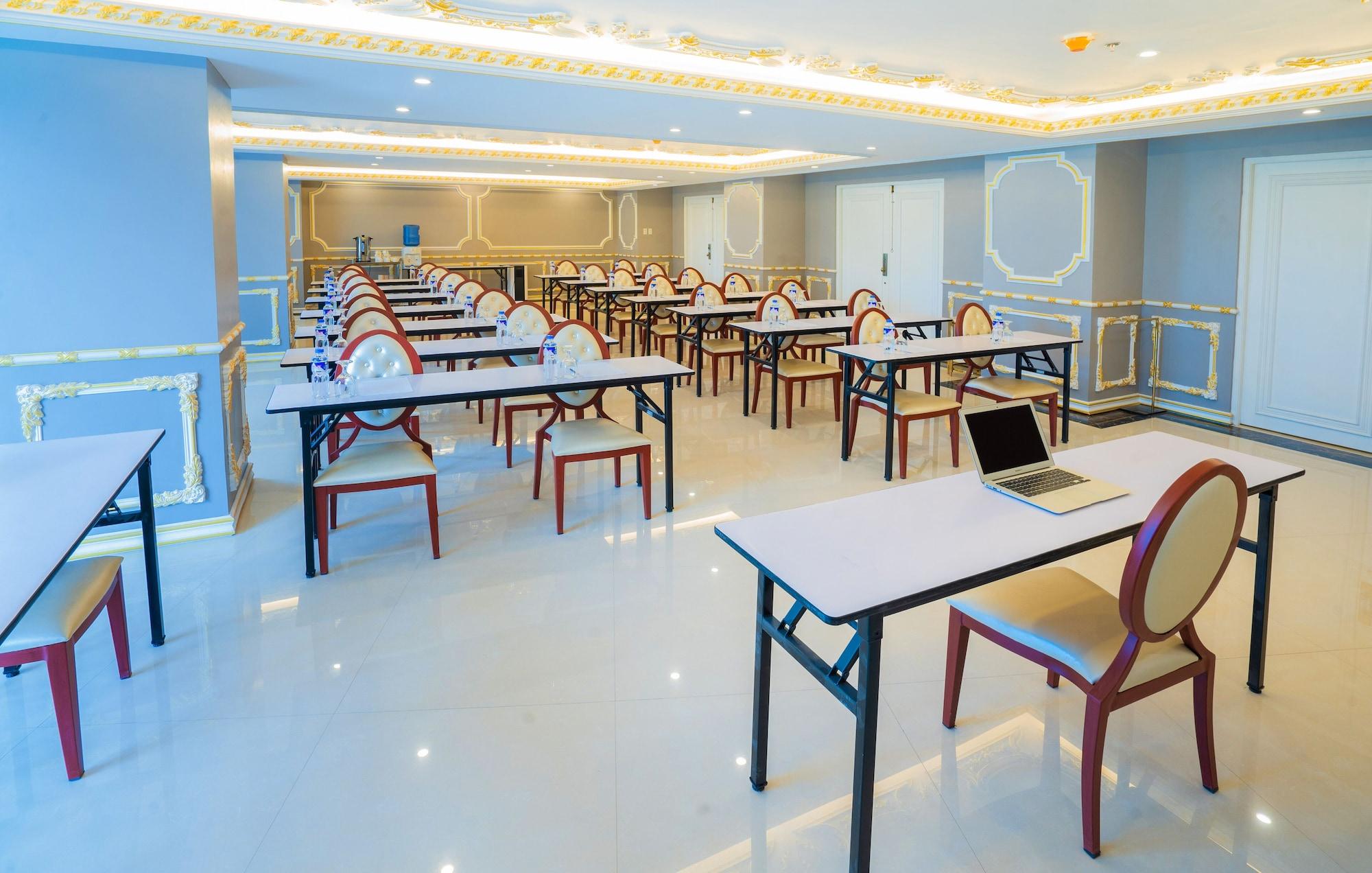 Sala de Reuniones Lafaayette Luxury Suites Baguio