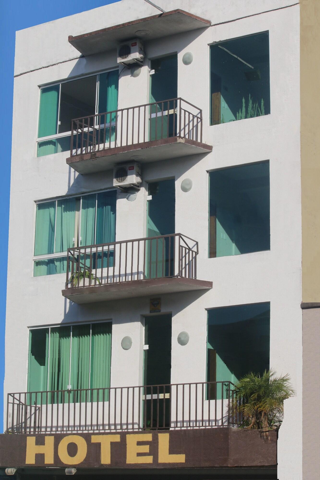 Vista Exterior Hotel Khatib