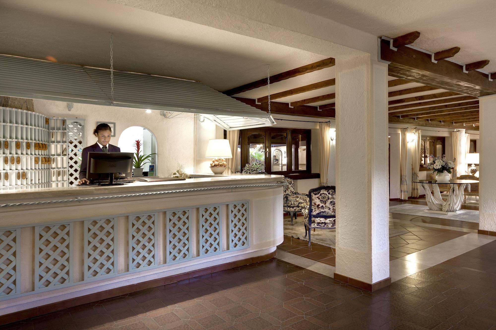 Vista Lobby Grand Hotel Smeraldo Beach
