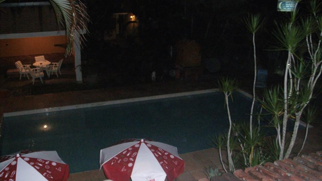 Vista Piscina Pousada Lua Nova