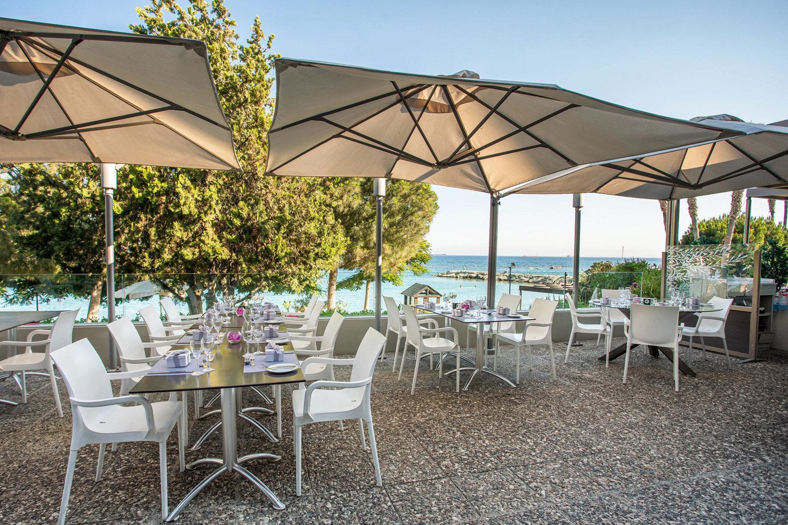 Restaurant Crowne Plaza Limassol by IHG