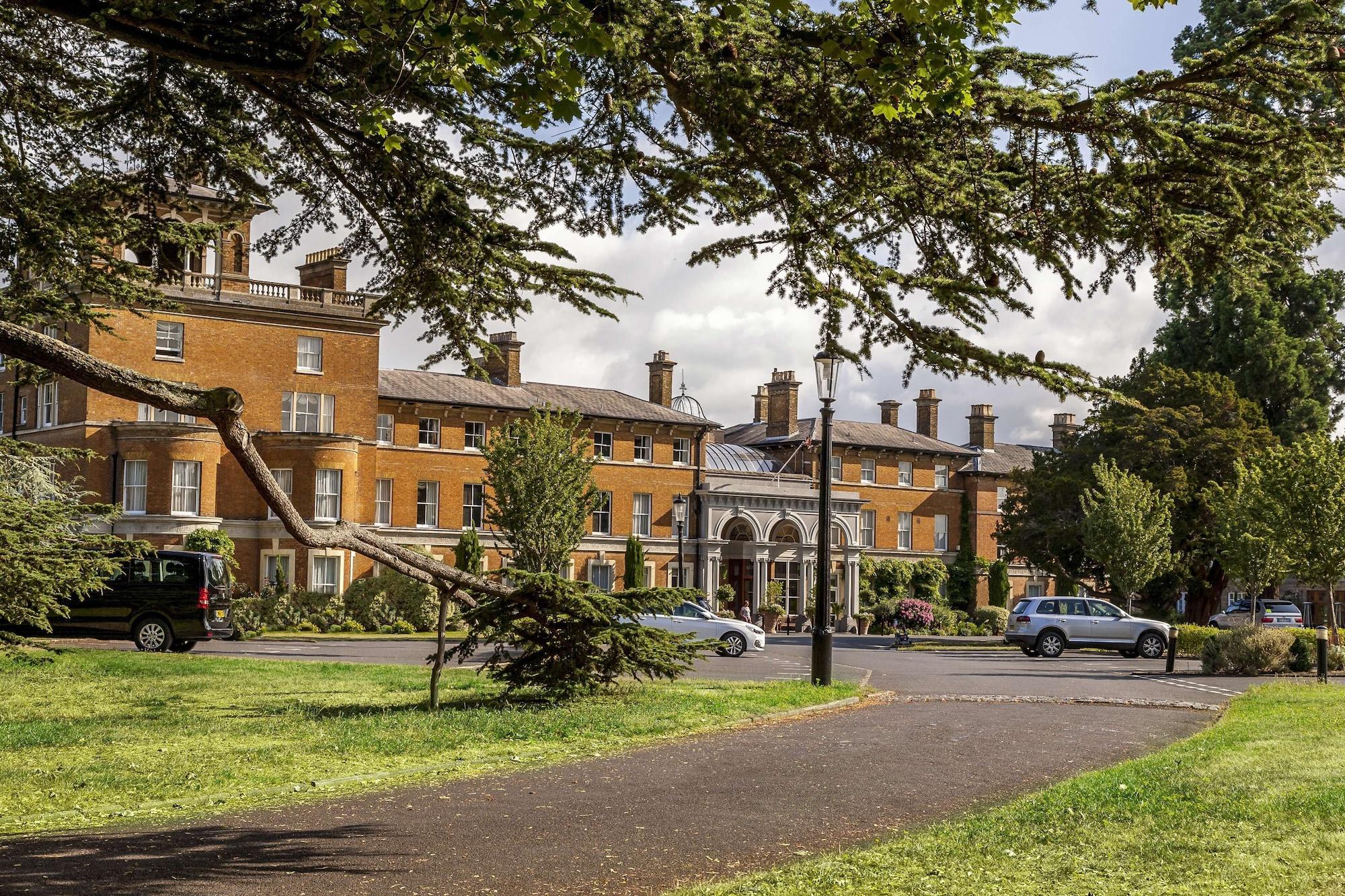 Vista Exterior Oatlands Park Hotel