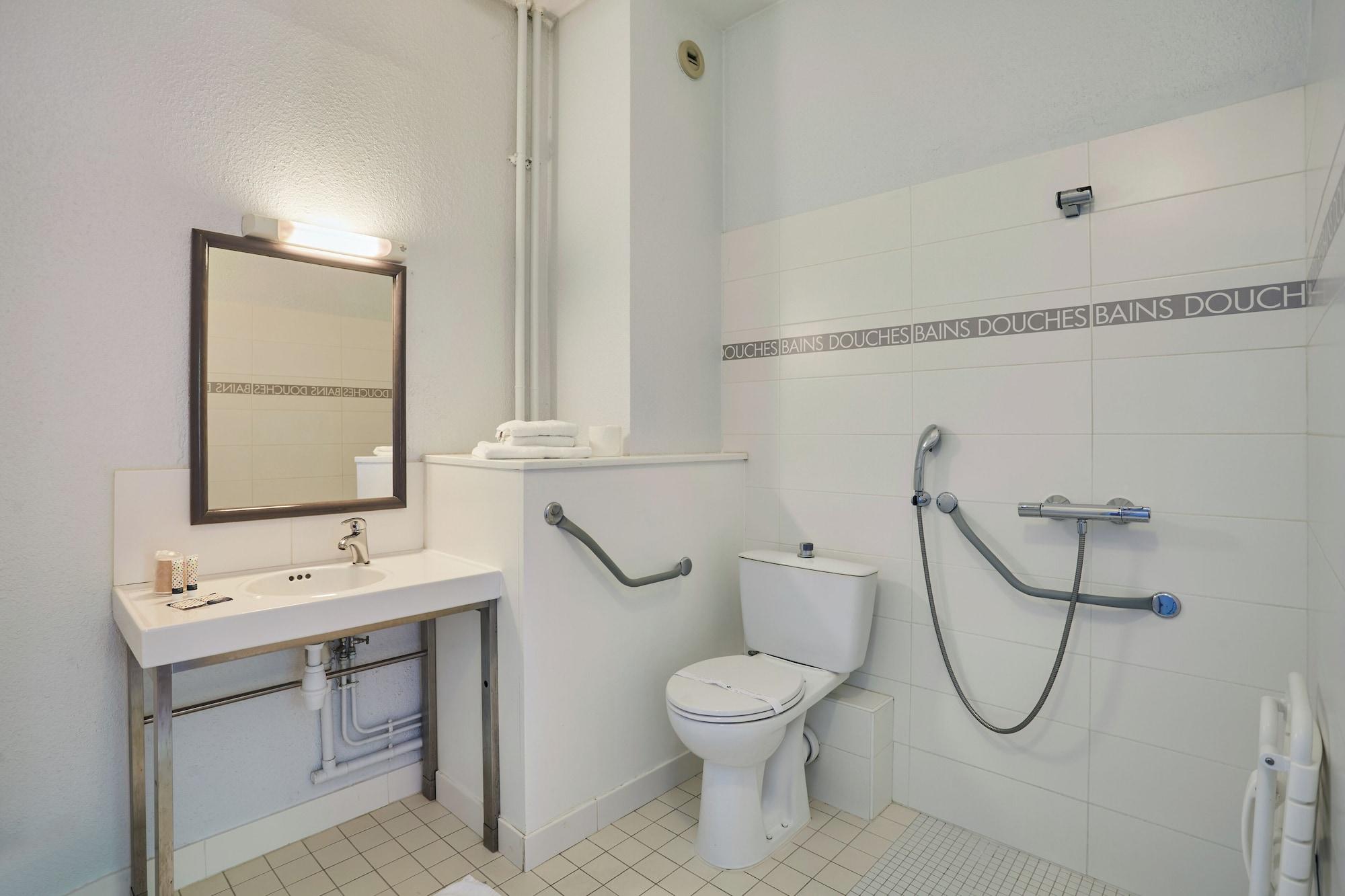 Equipamiento de Habitación Hôtel Alliance - Proche Paris