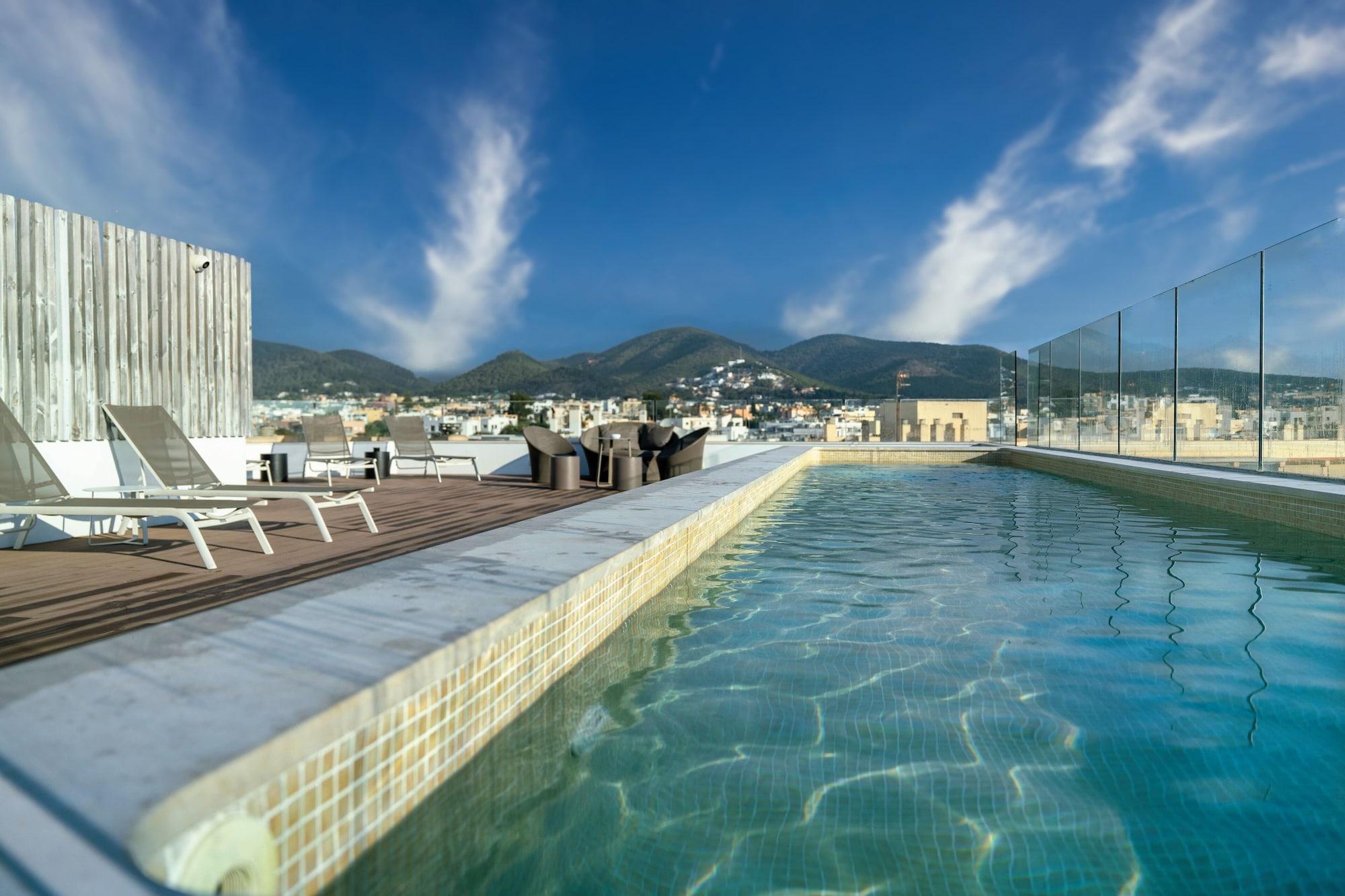 Vista Exterior Apartaments B-Llobet Sun & Confort