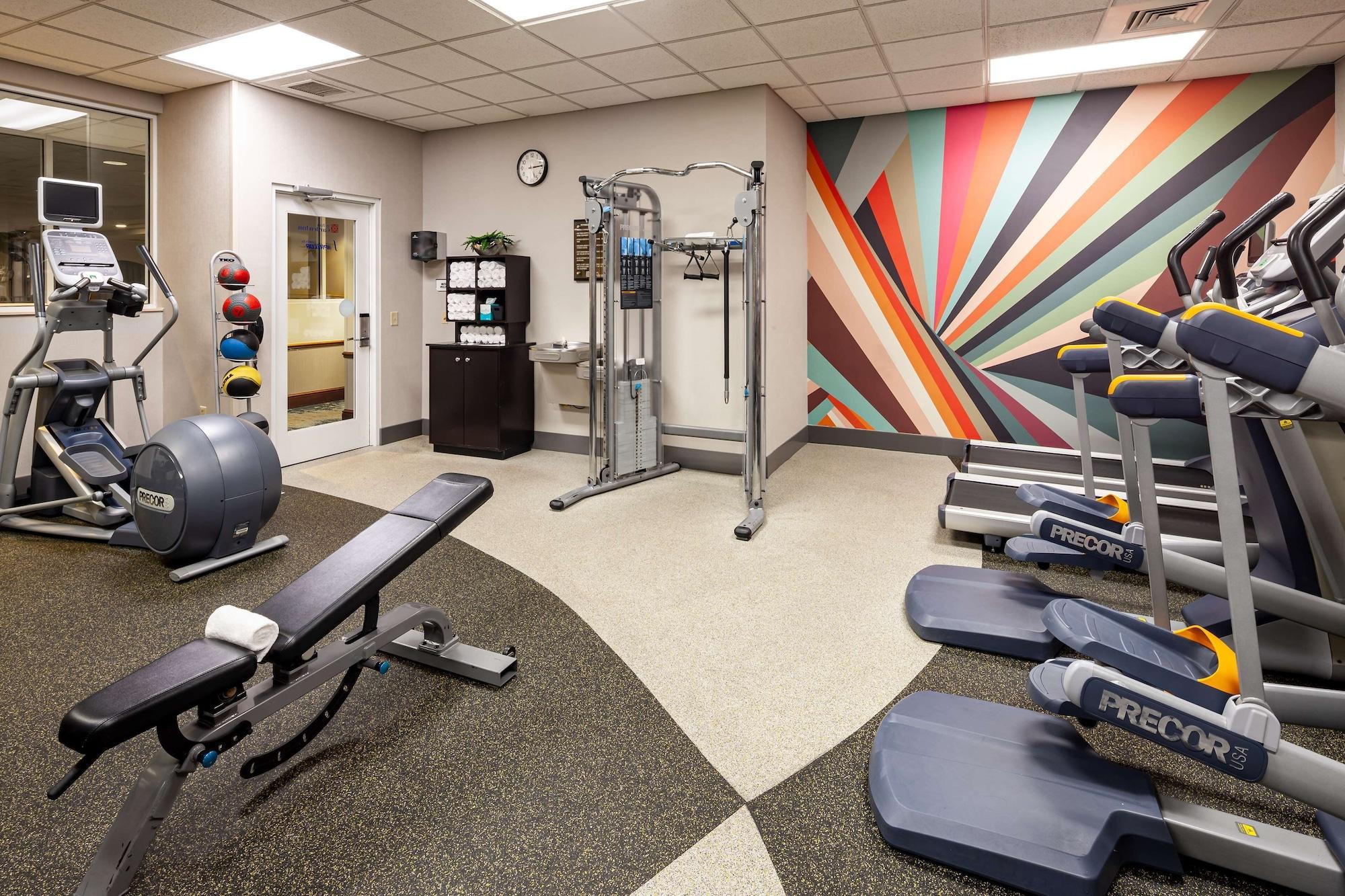 Gimnasio Hilton Garden Inn Chicago OHare Airport