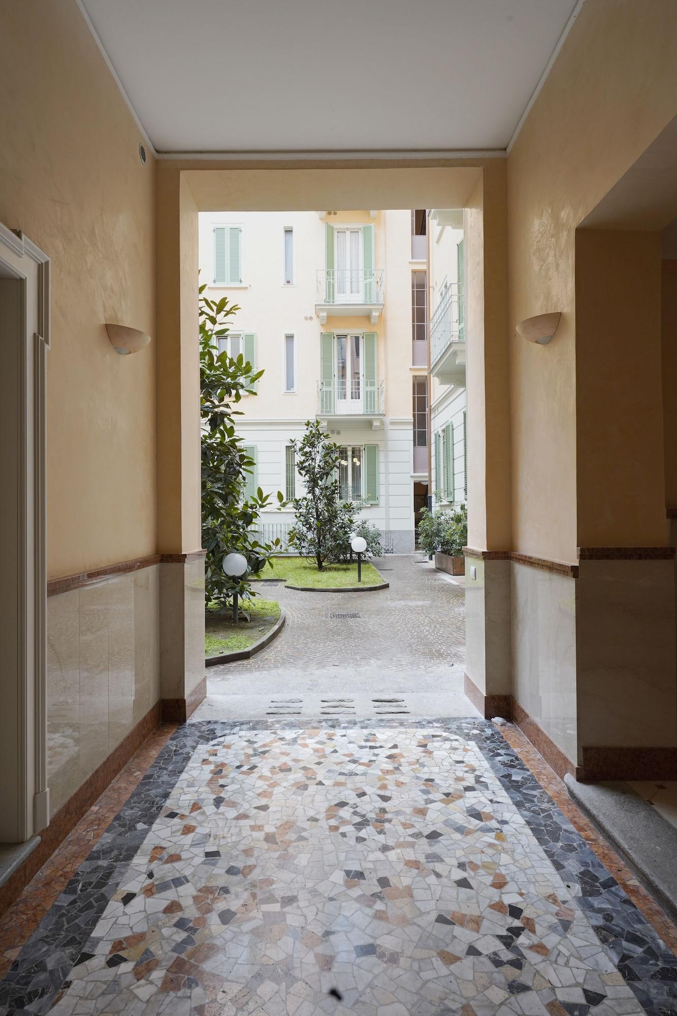Vista Lobby Numa Milan Loreto