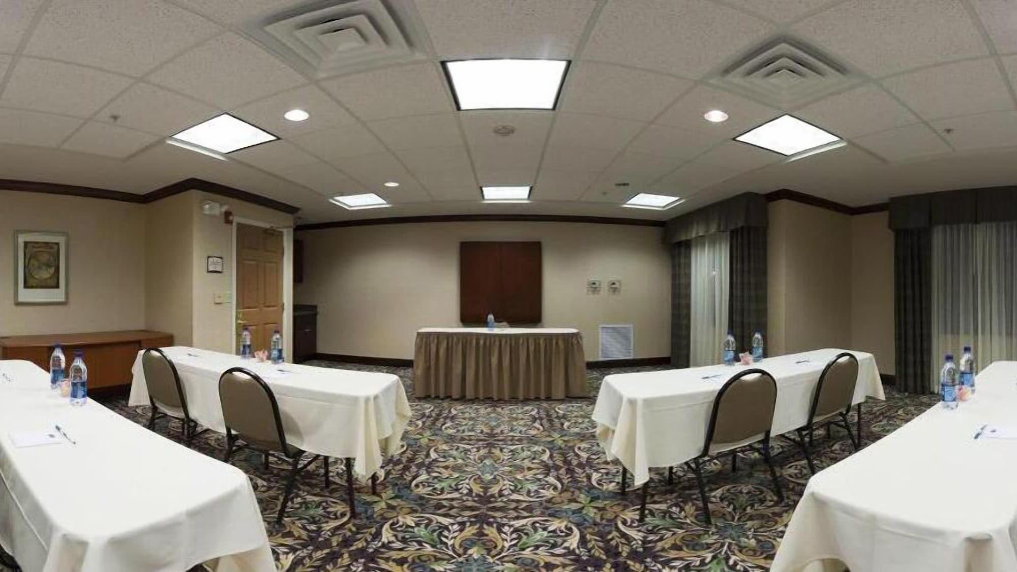 Sala de Reuniones Staybridge Suites Akron-Stow-Cuyahoga Falls by IHG