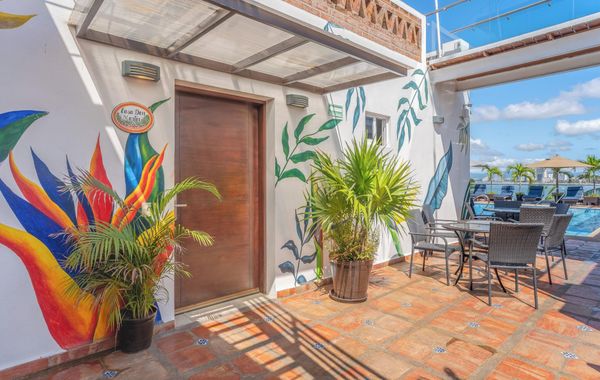 The Paramar Beachfront Boutique Hotel - Downtown Malecon - Hoteles en Centro de Puerto Vallarta