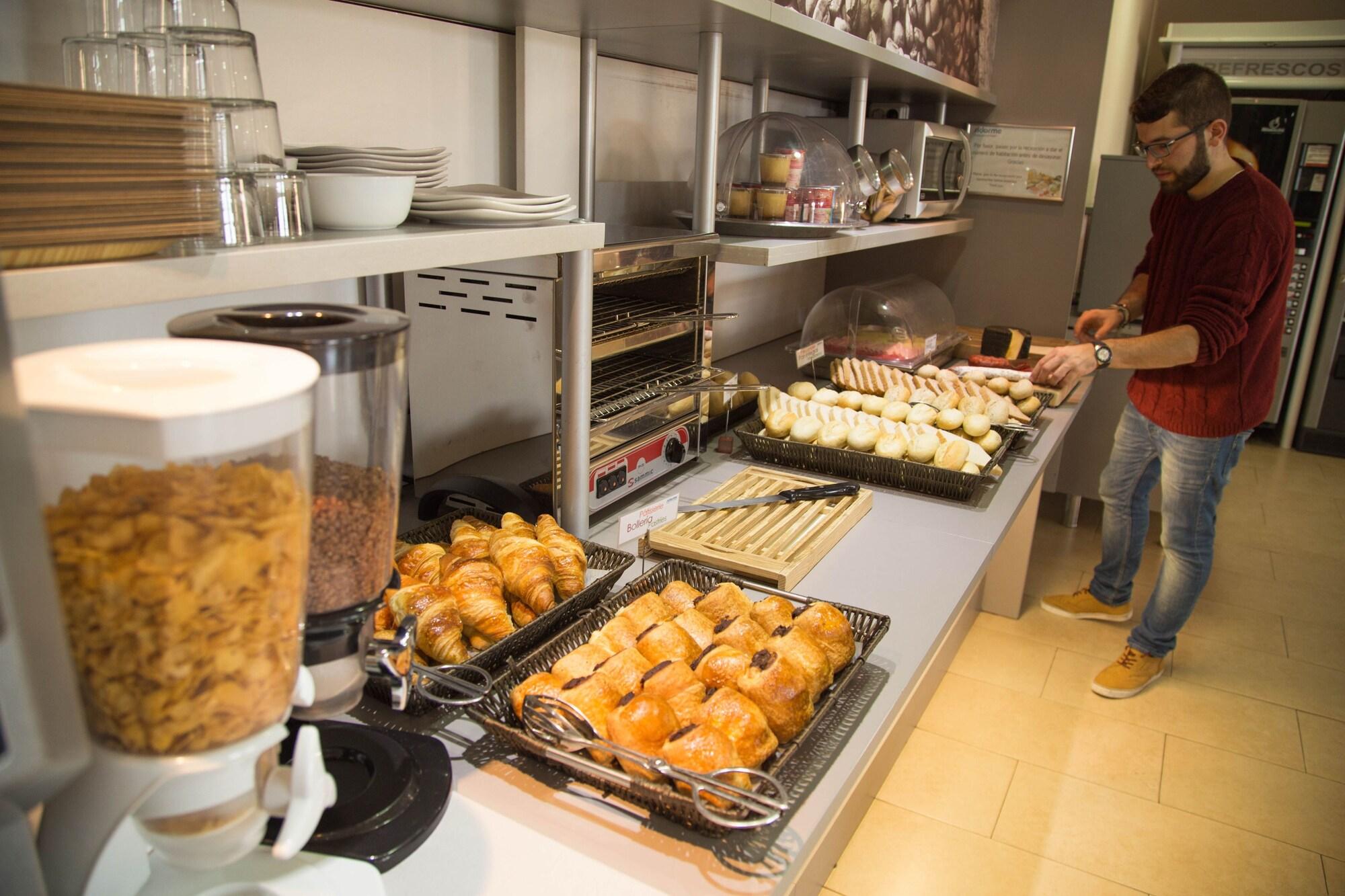 Restaurant B&B Hotel Valencia Aeropuerto