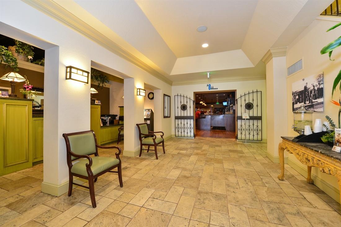 Vista Lobby Lions Gate Hotel