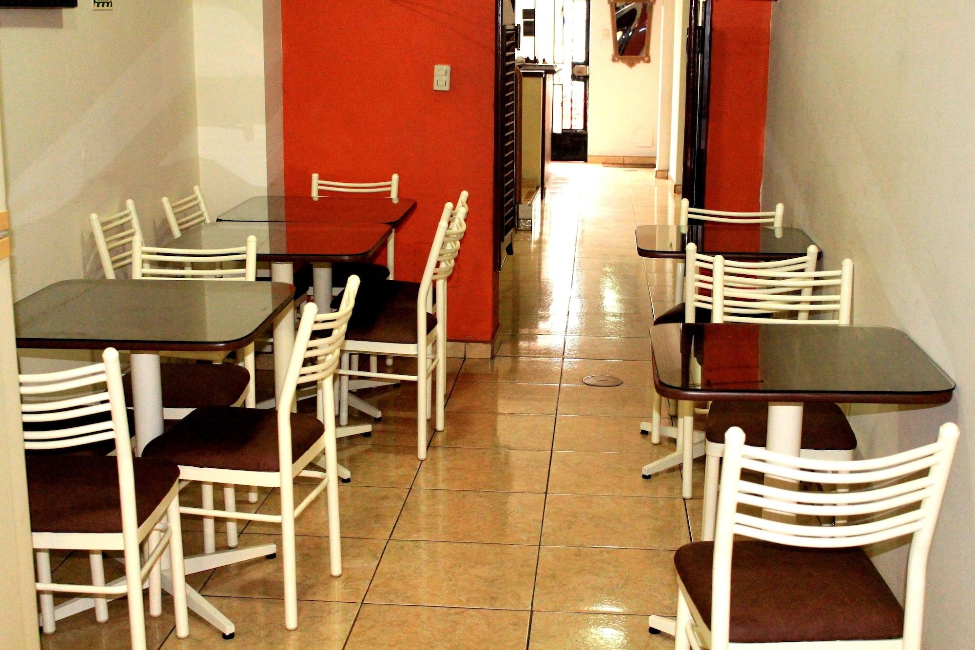 Restaurant Pretty House Hostel