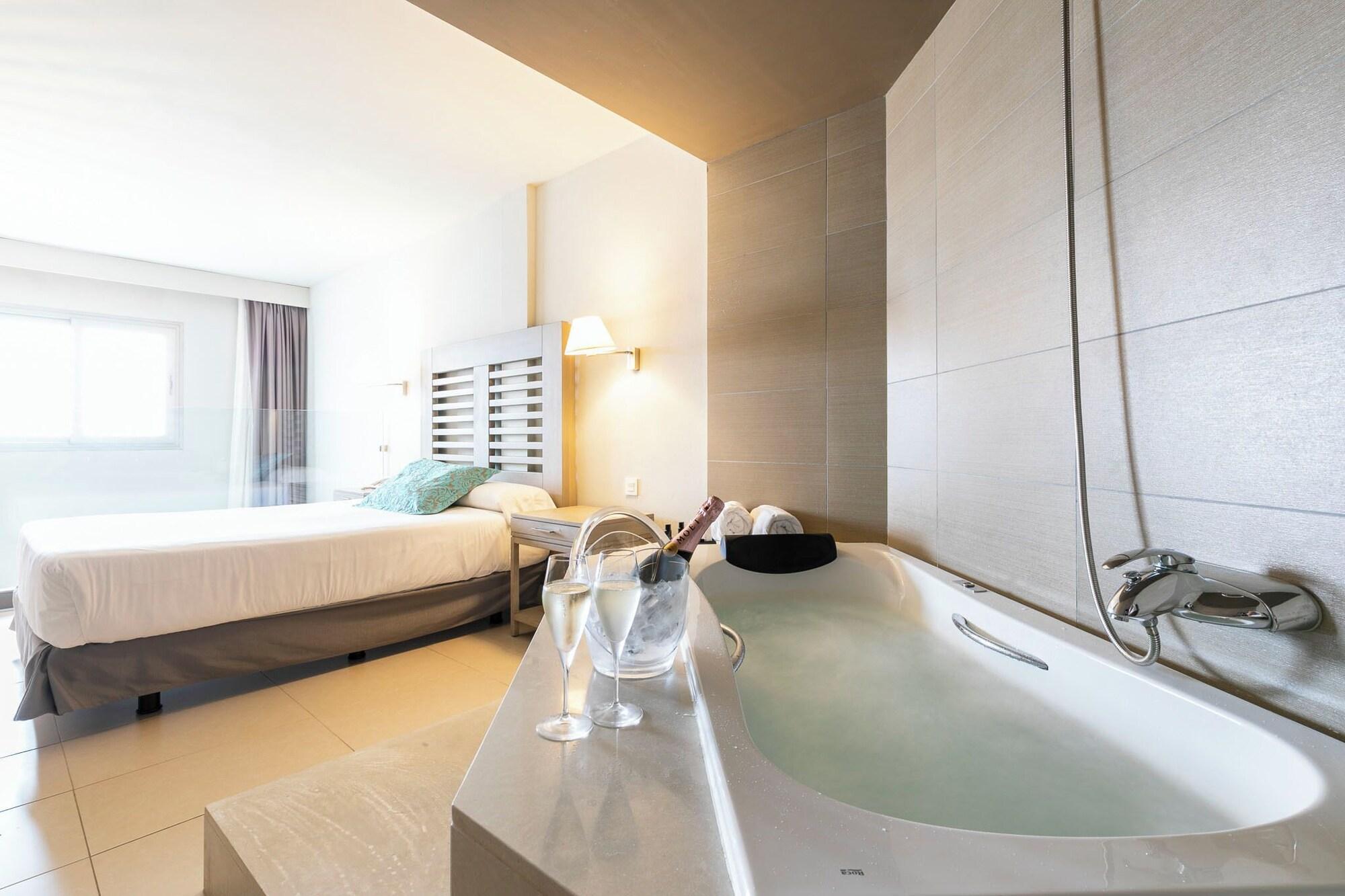 Habitación Hotel HD Beach Resort & SPA