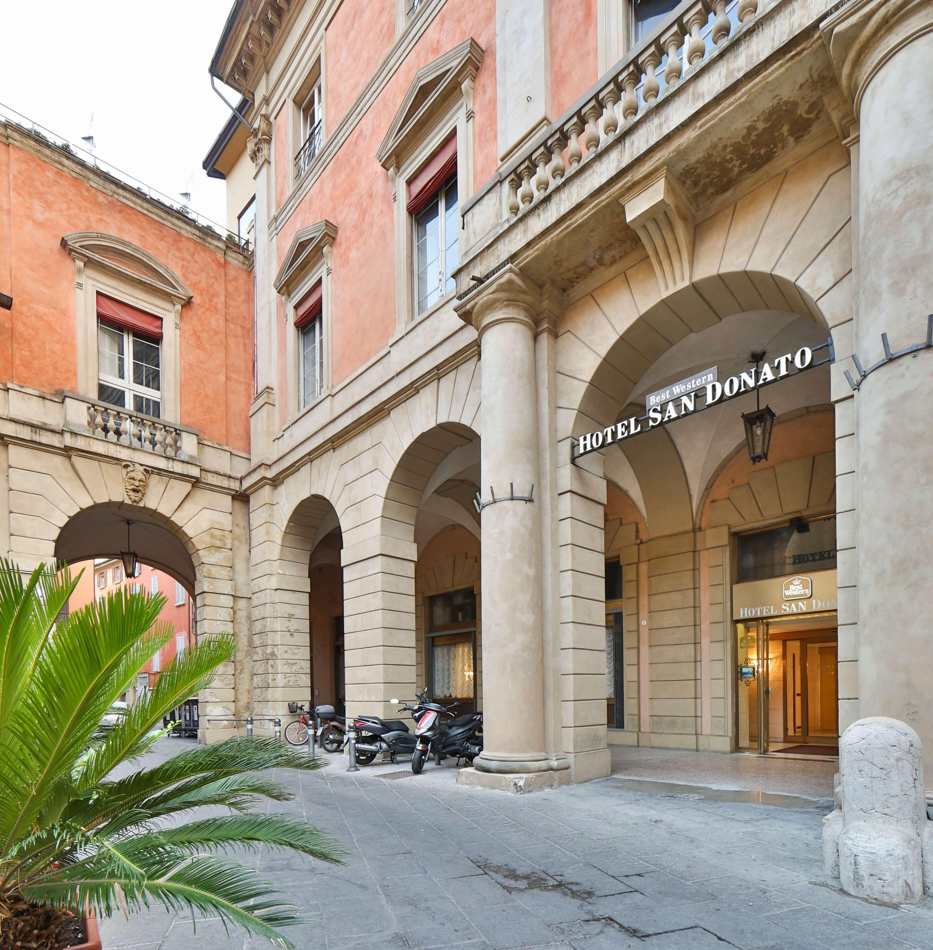 Vista Exterior Hotel San Donato - Bologna Centro