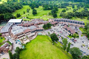 Alojamiento - Old Thorns Hotel, Golf and Country Estate