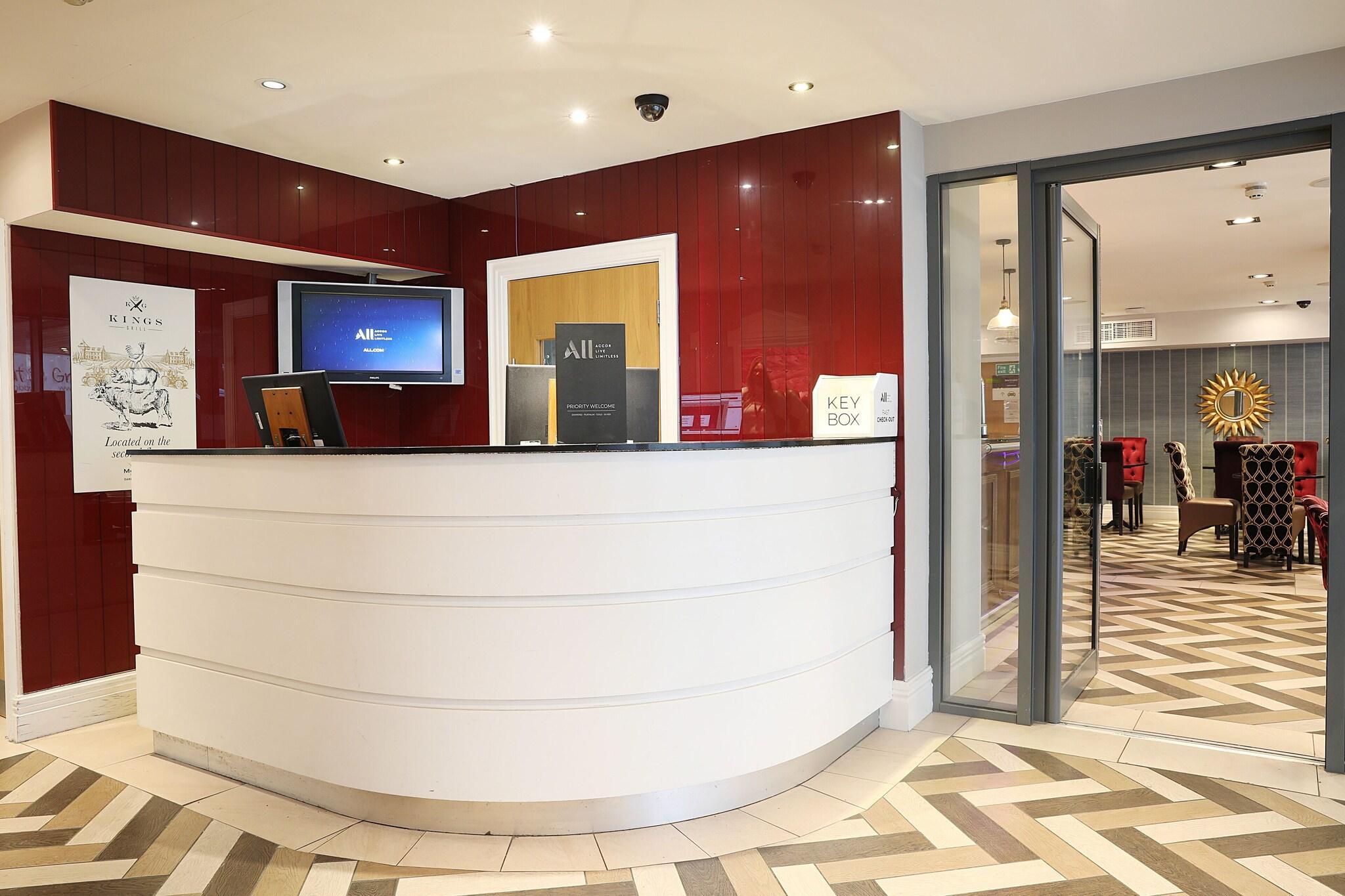 Vista Lobby Mercure Darlington Kings Hotel