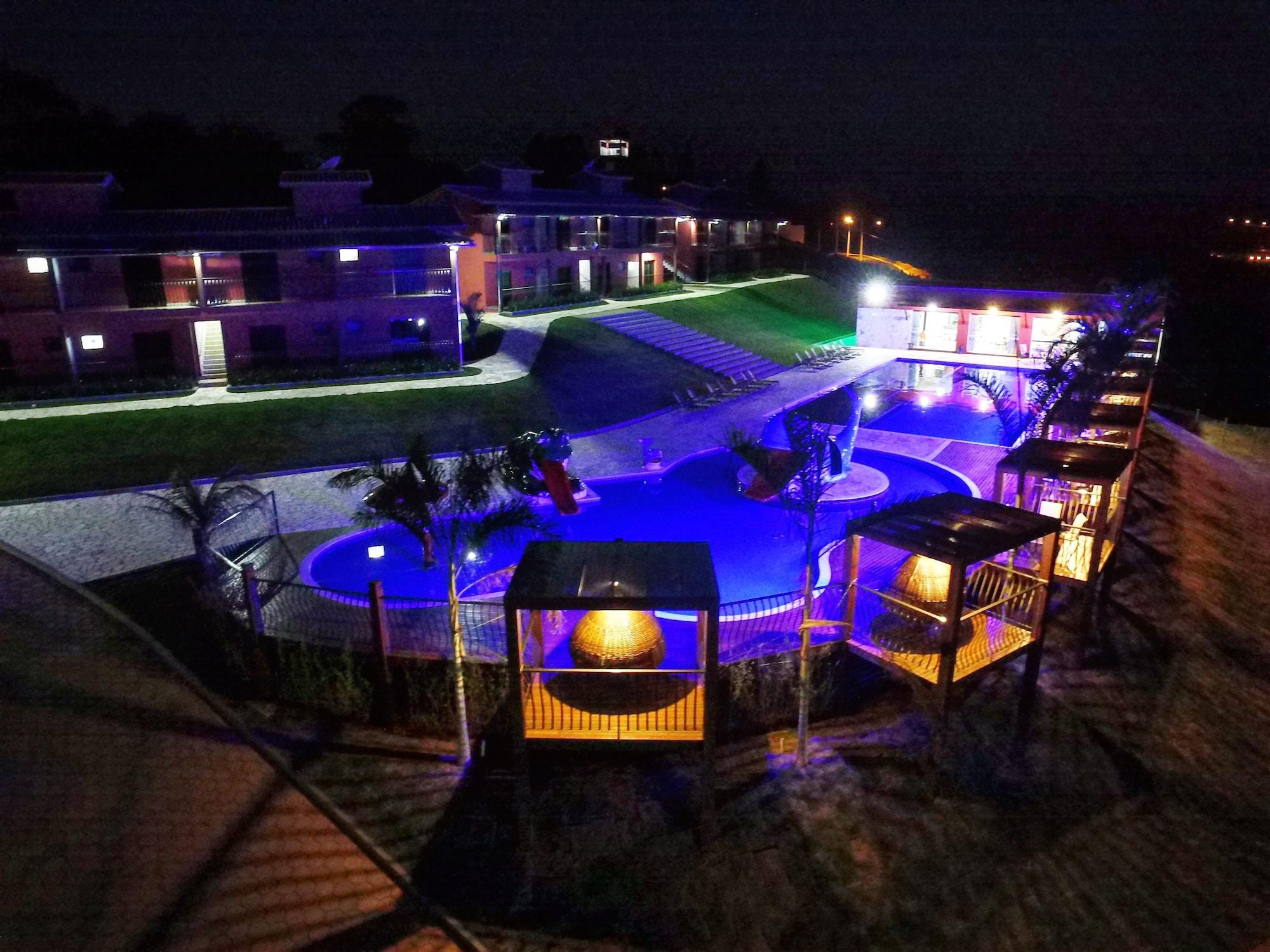 Vista Exterior Escarpas Resort