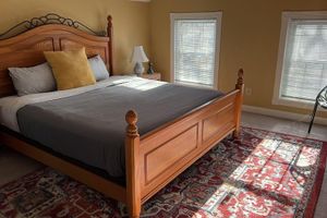 Alquiler Vacacional - Europe-inspired home with view of bluffs in charming Dubuque