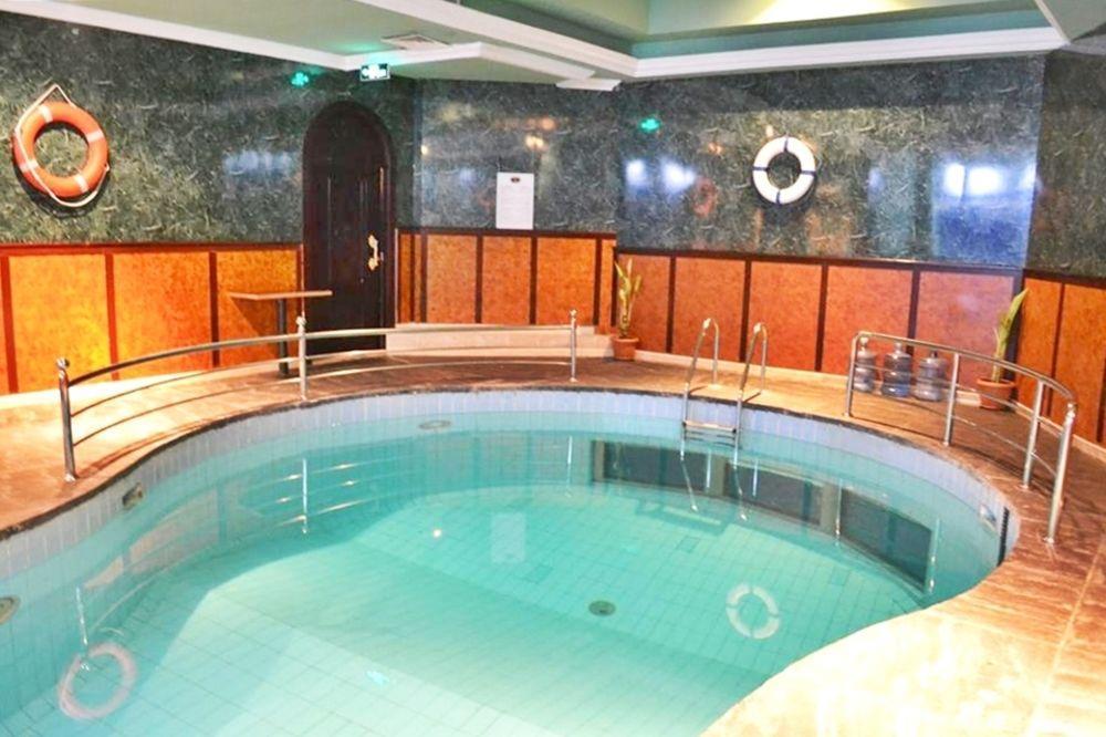 Vista Piscina Strand Hotel