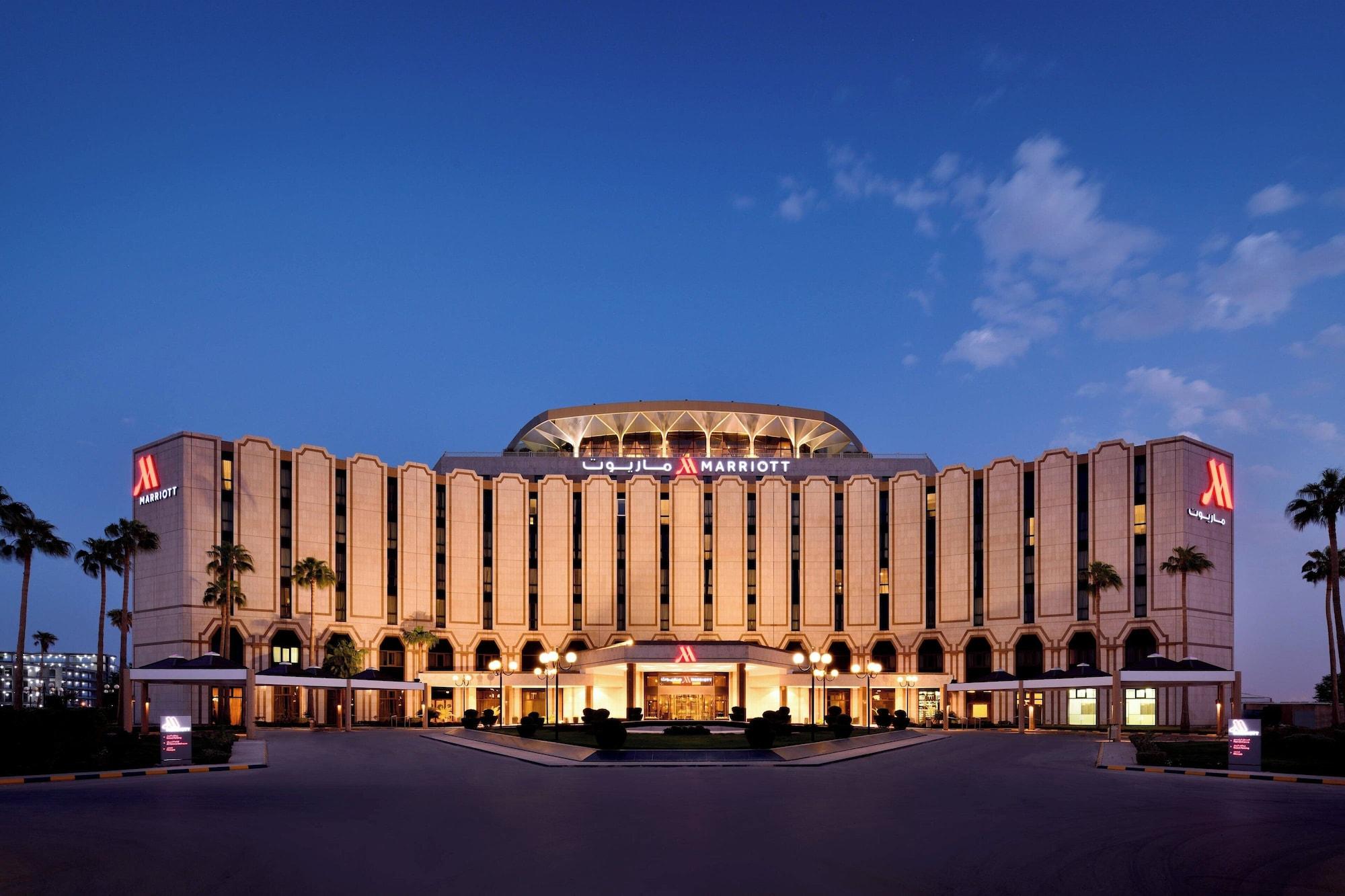 Vista Exterior Riyadh Airport Marriott Hotel