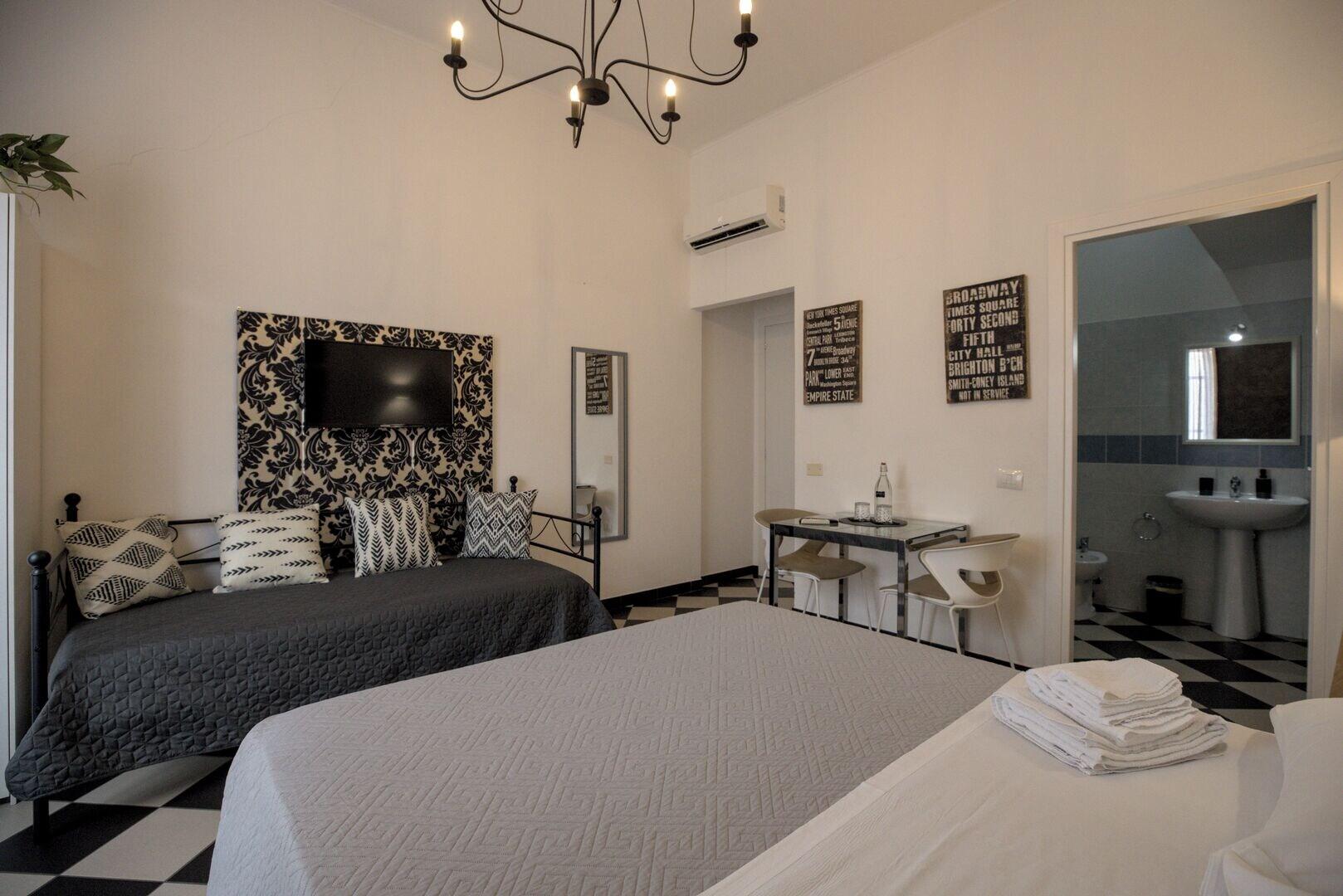 Varios Manì Rooms
