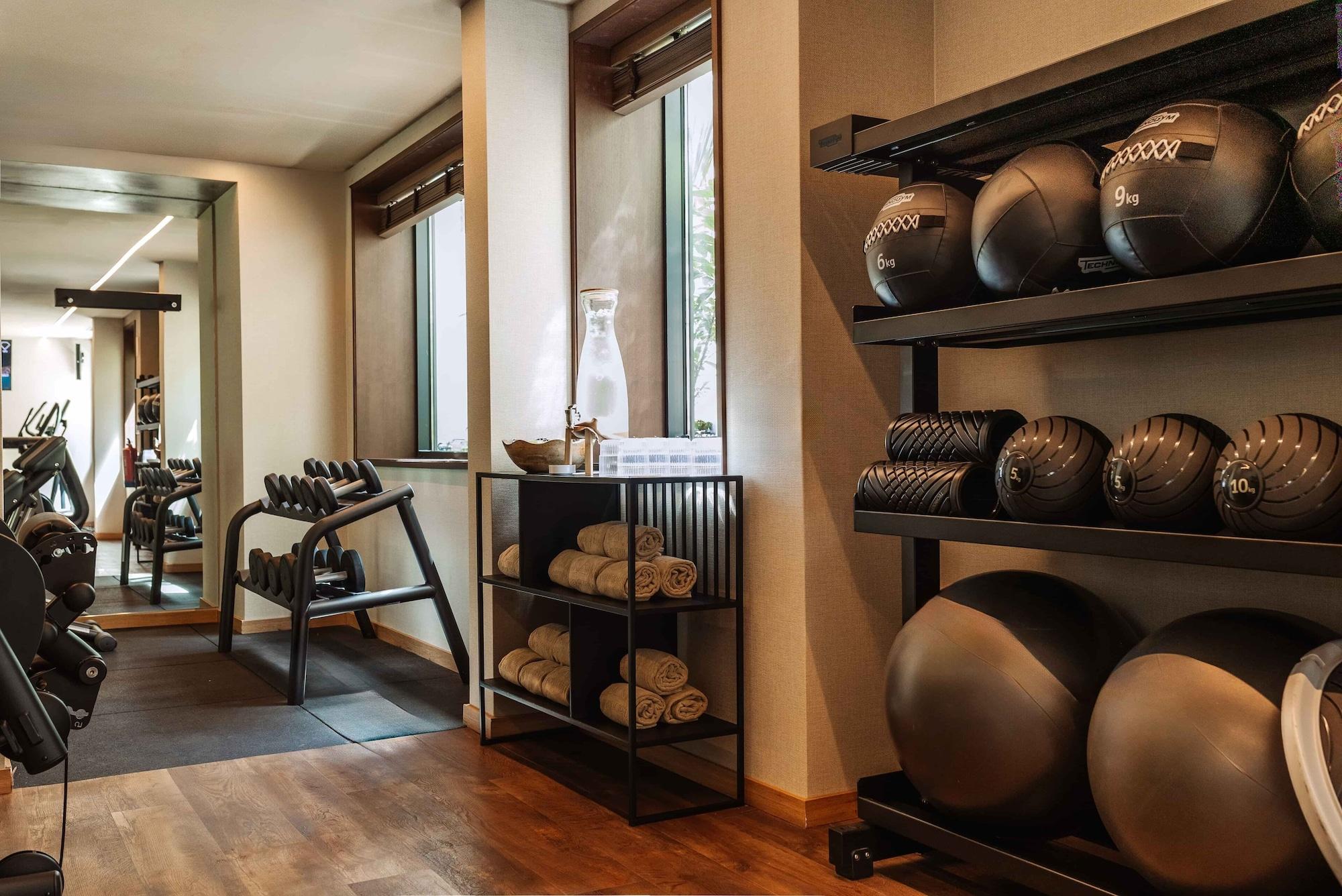 Gimnasio EVOLUTION Valbom Hotel