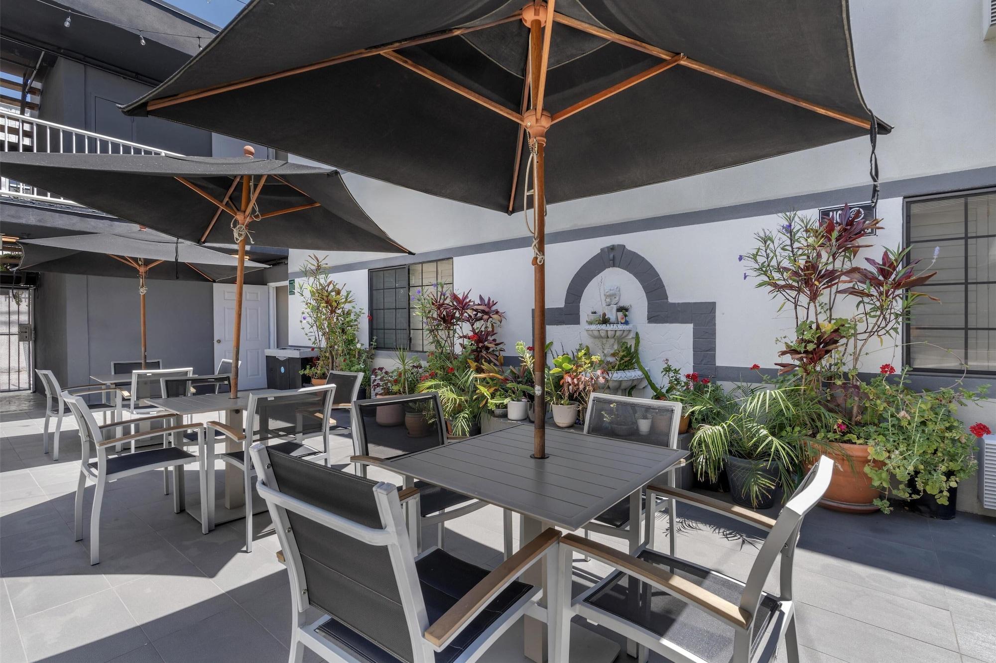 Set de Habitación SureStay Hotel by Best Western Beverly Hills West LA
