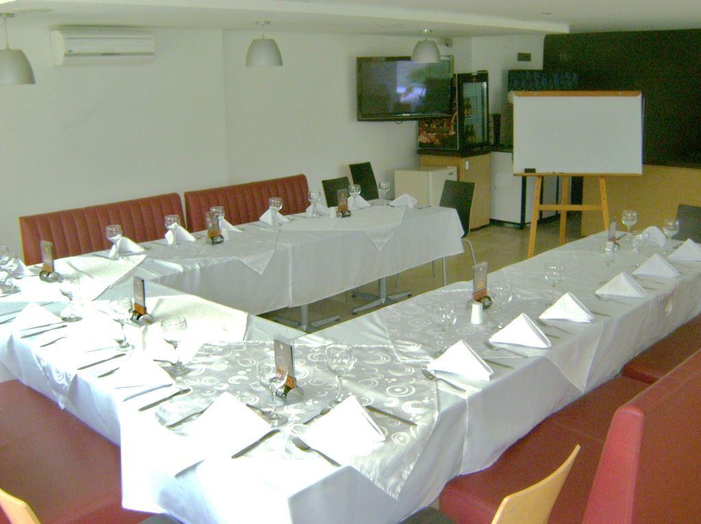 Sala de Reuniones Hotel Portón Sabaneta