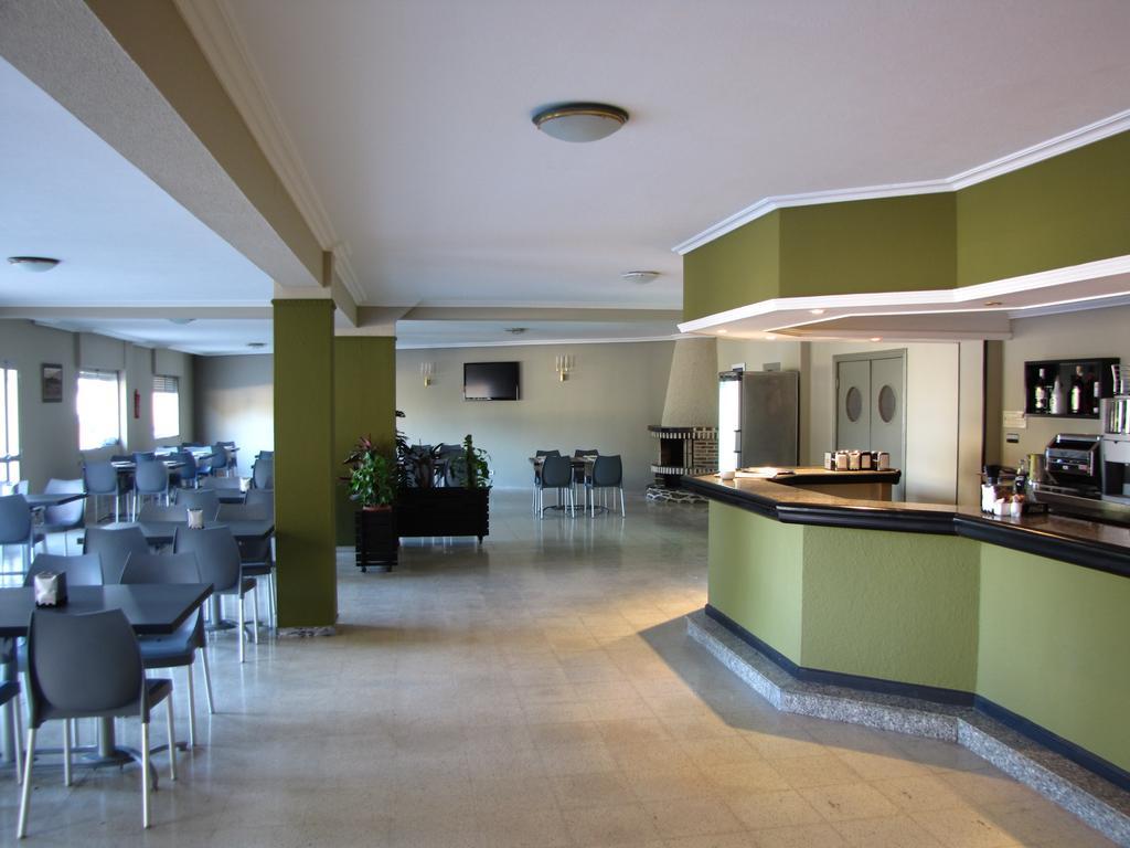 Bar/Salón Duerming Montalvo Playa Hotel