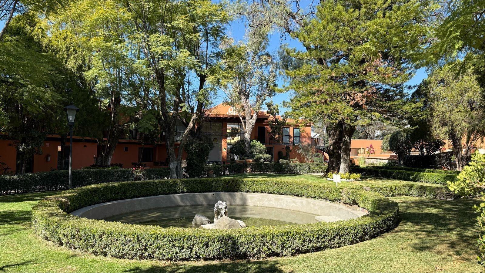 Varios Hotel La Querencia