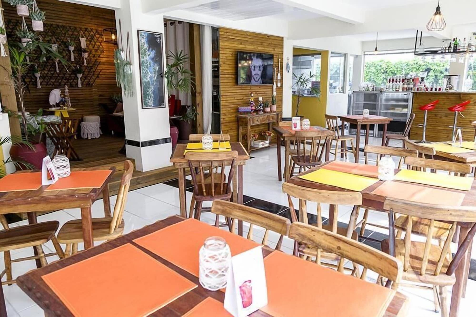 Restaurant Apart Hotel Fênix