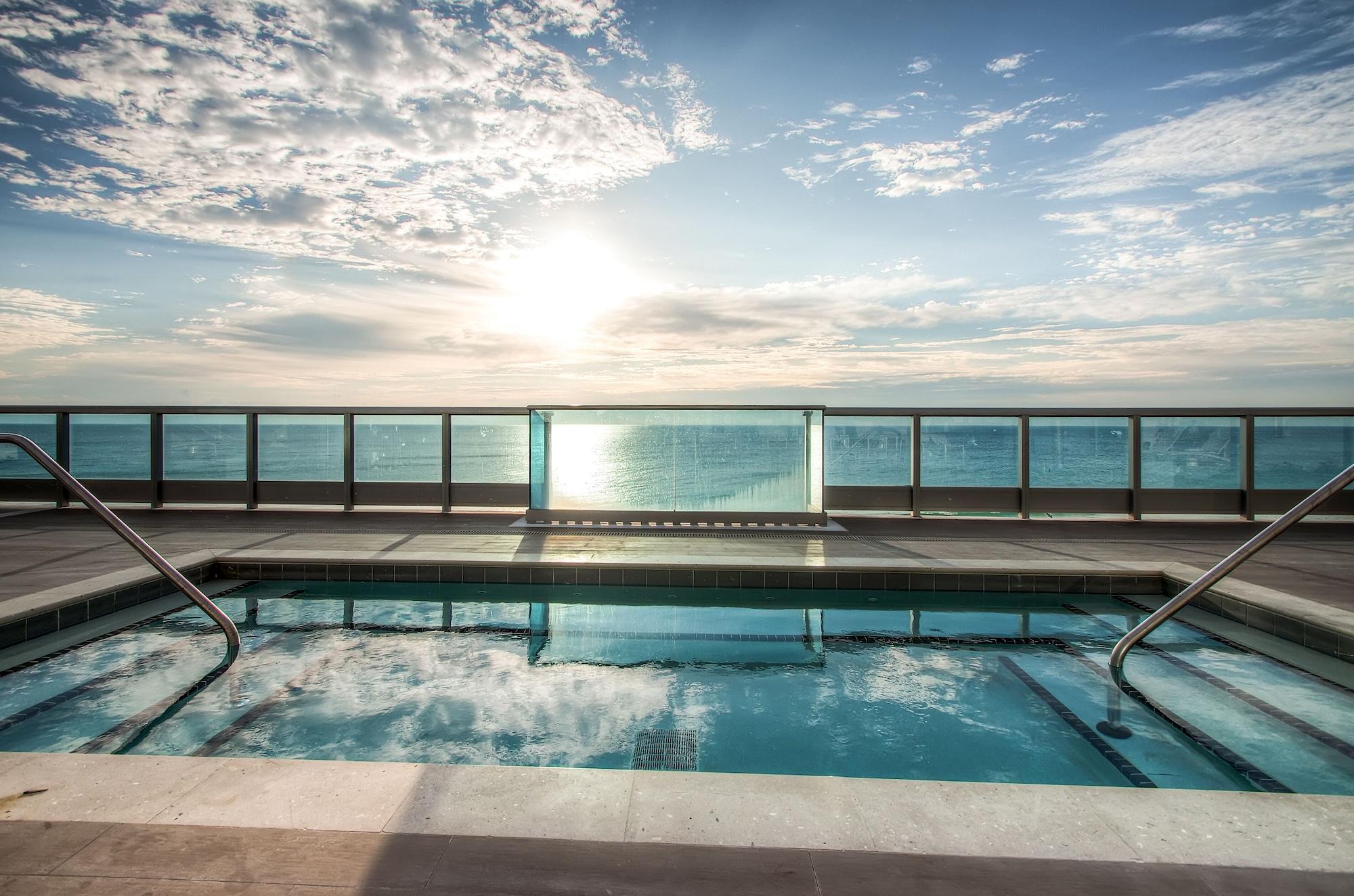 Spa Churchill Suites Monte Carlo Miami Beach