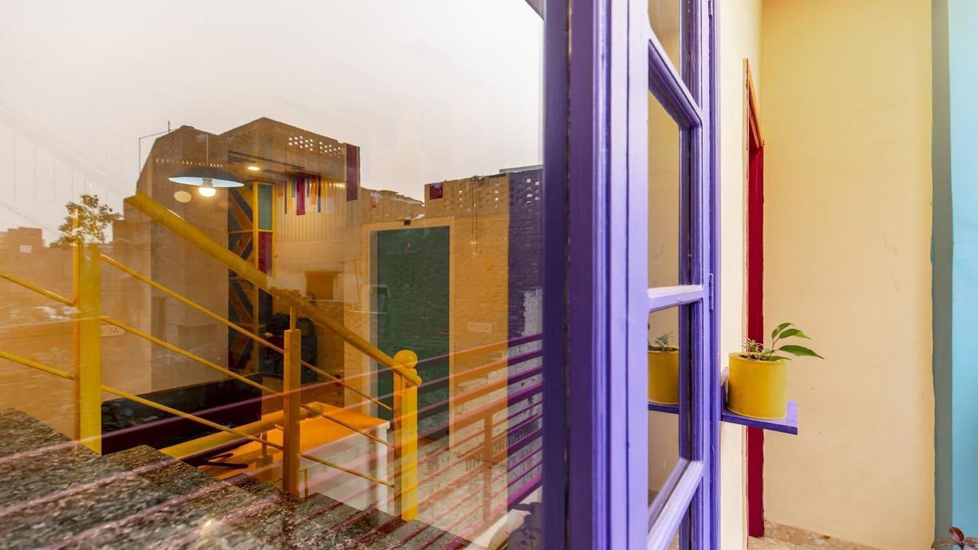 Vista Exterior Madpackers Amritsar - Hostel