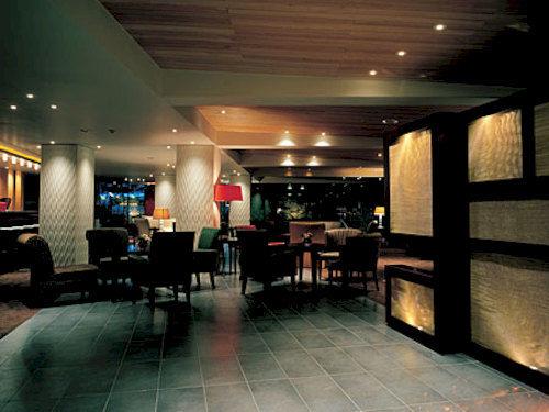 Comodidades del Alojamiento Gyungpo Beach Hotel