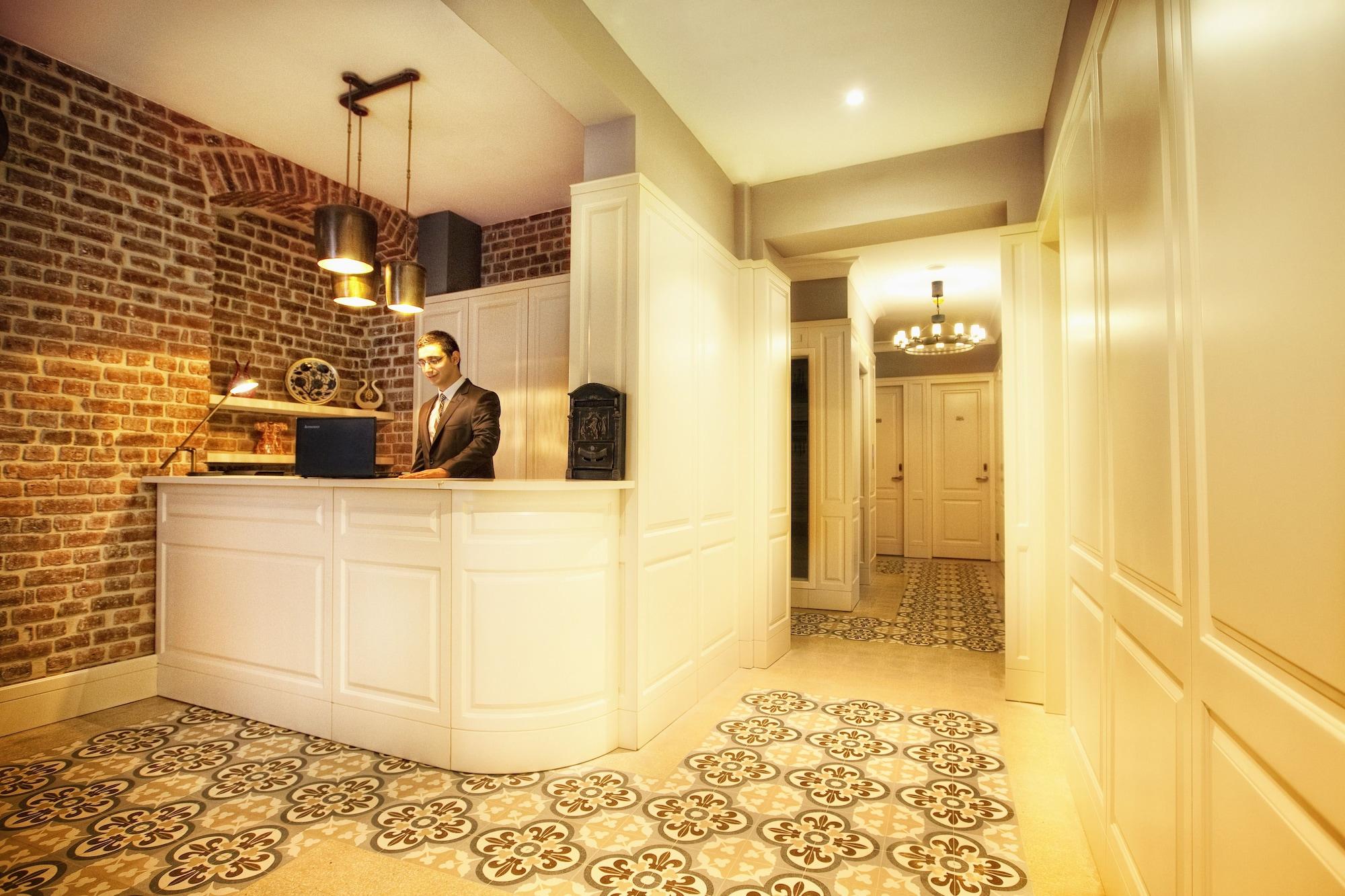 Vista Lobby Hotel Miniature
