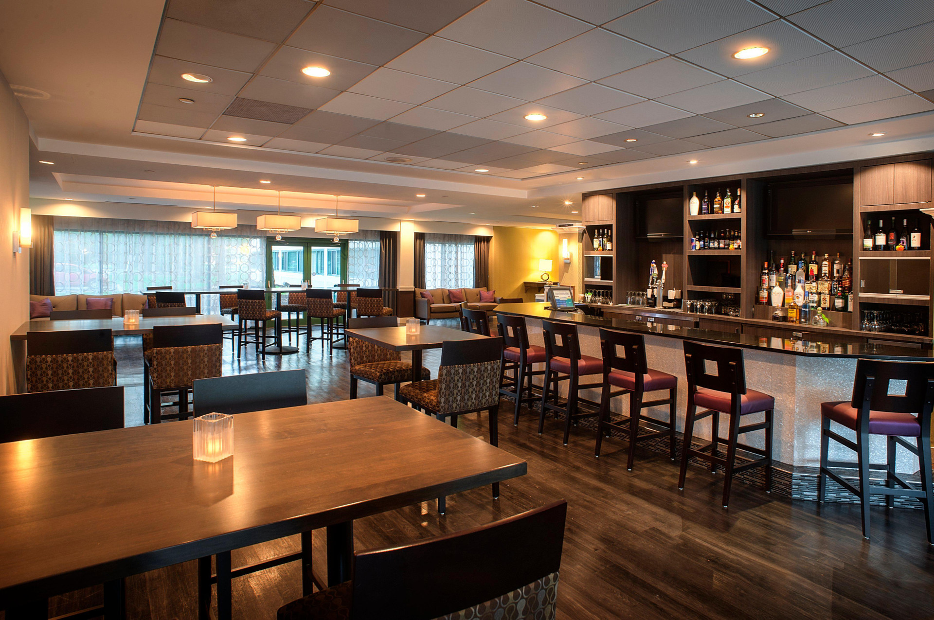 Bar/Salón Holiday Inn Princeton by IHG