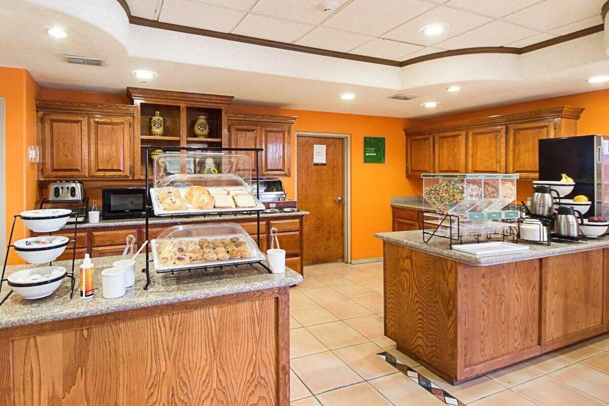Restaurant Shary Inn and Suites