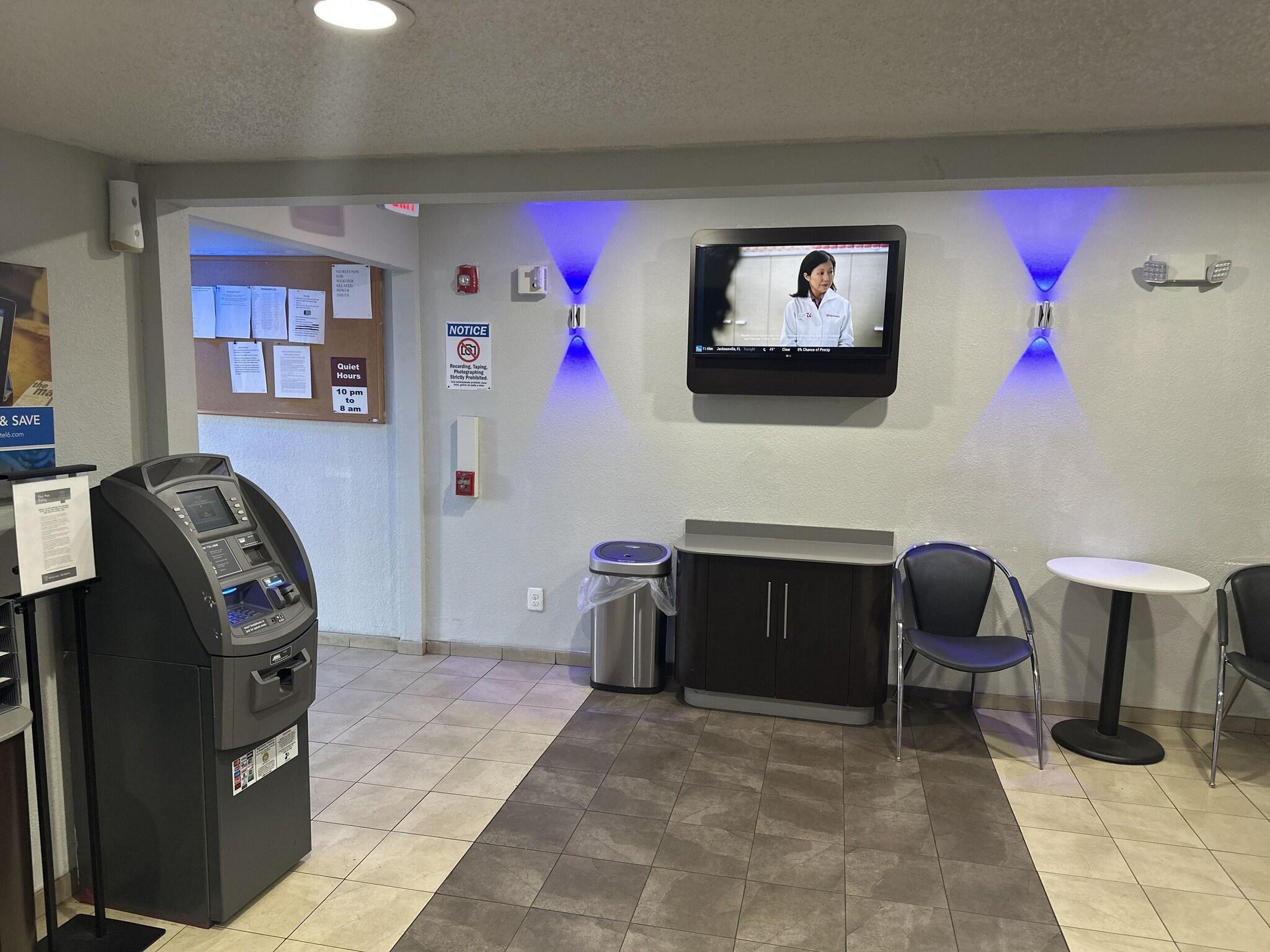 Bar/Salón Motel 6 Greensboro, NC - Airport