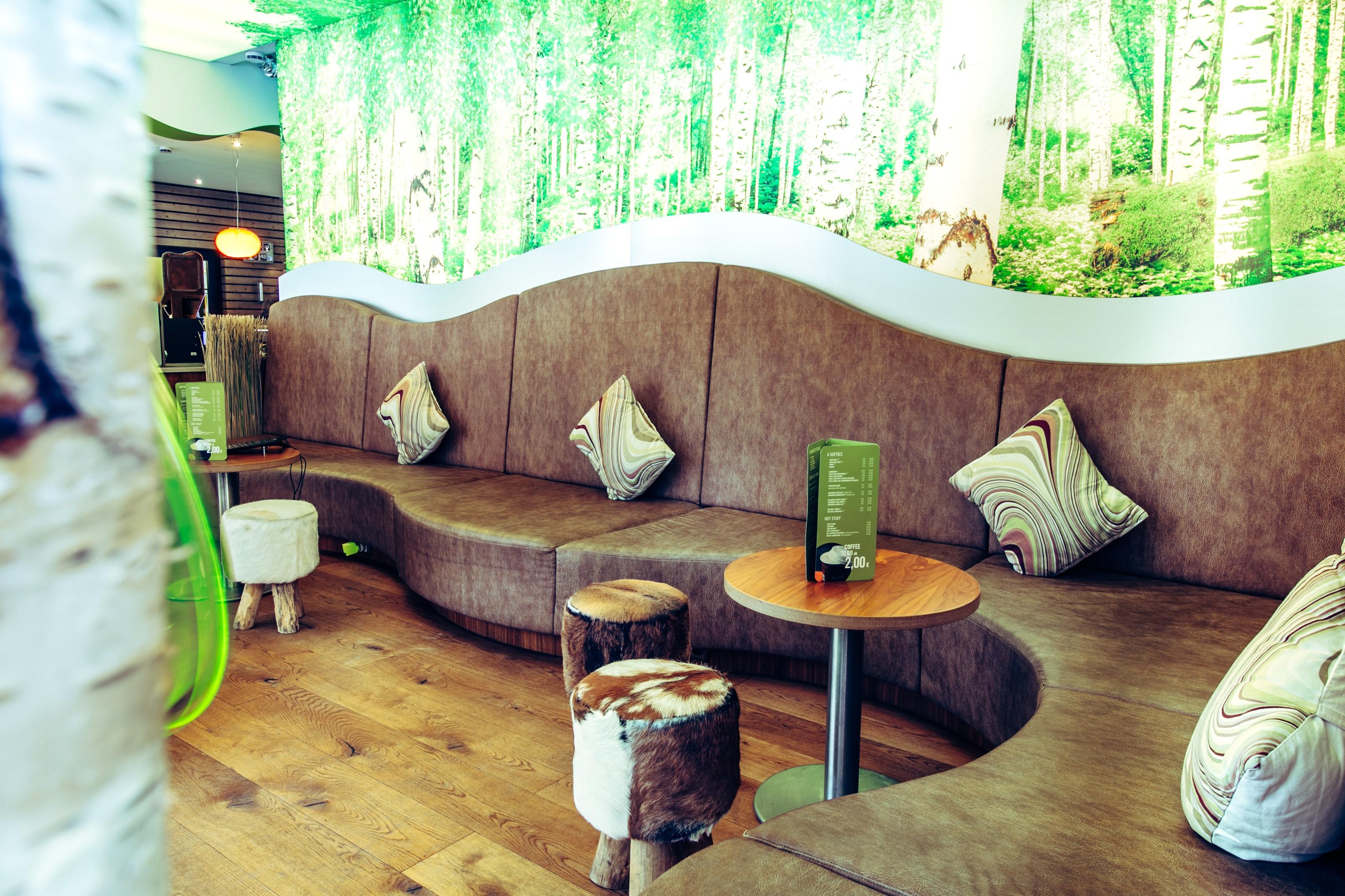 Vista Lobby Cocoon Stachus