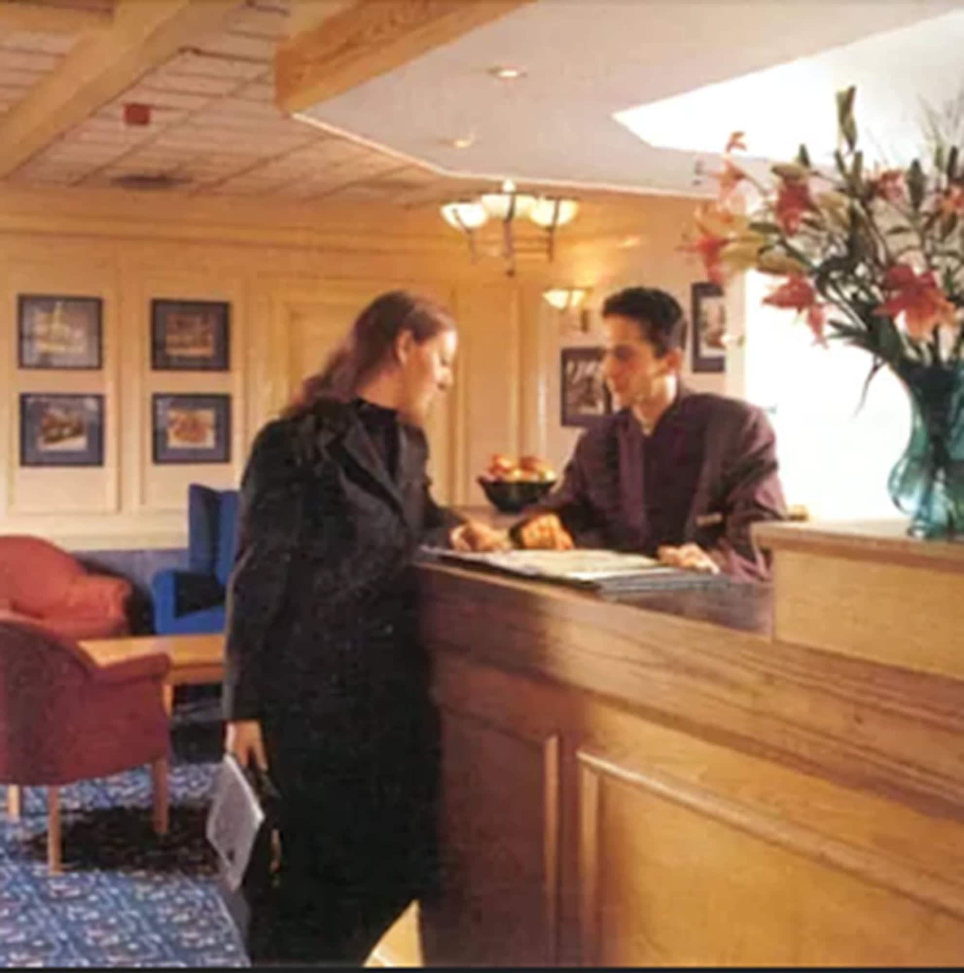 Vista Lobby Preston Park Hotel
