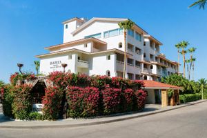 Hospedagens - Bahia Hotel and Beach Club